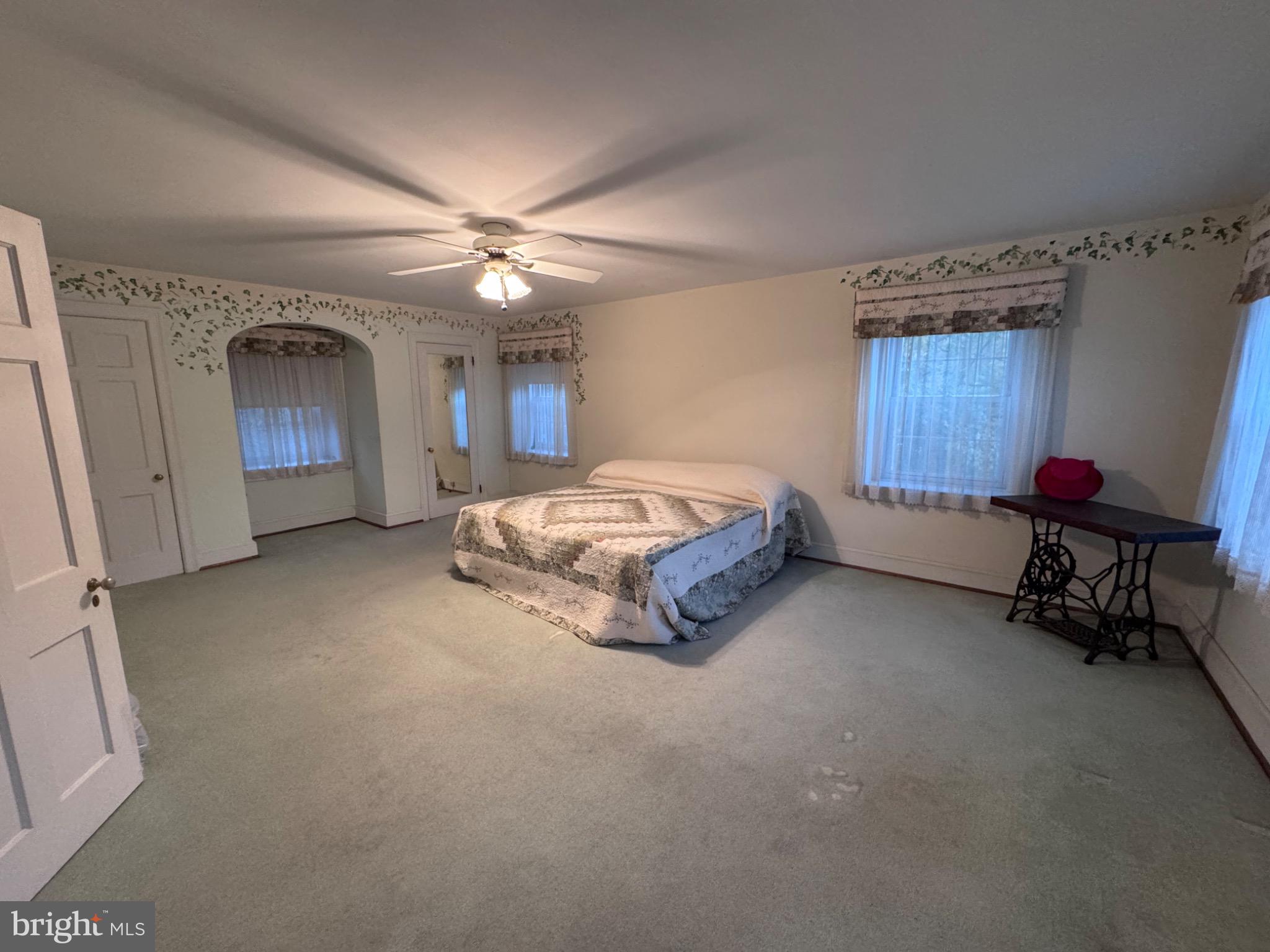 CHESNEY DOWNS - Residential