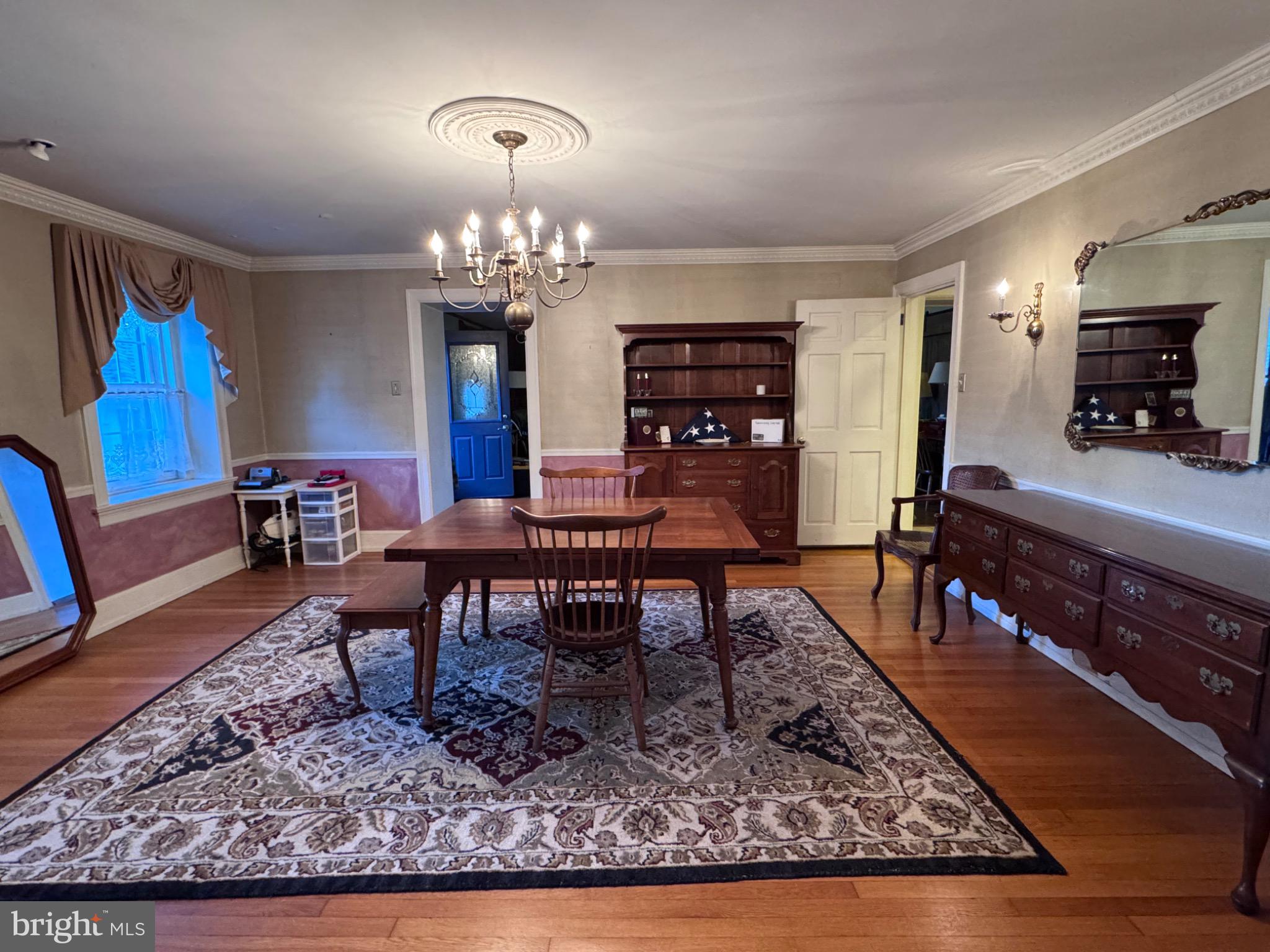 CHESNEY DOWNS - Residential