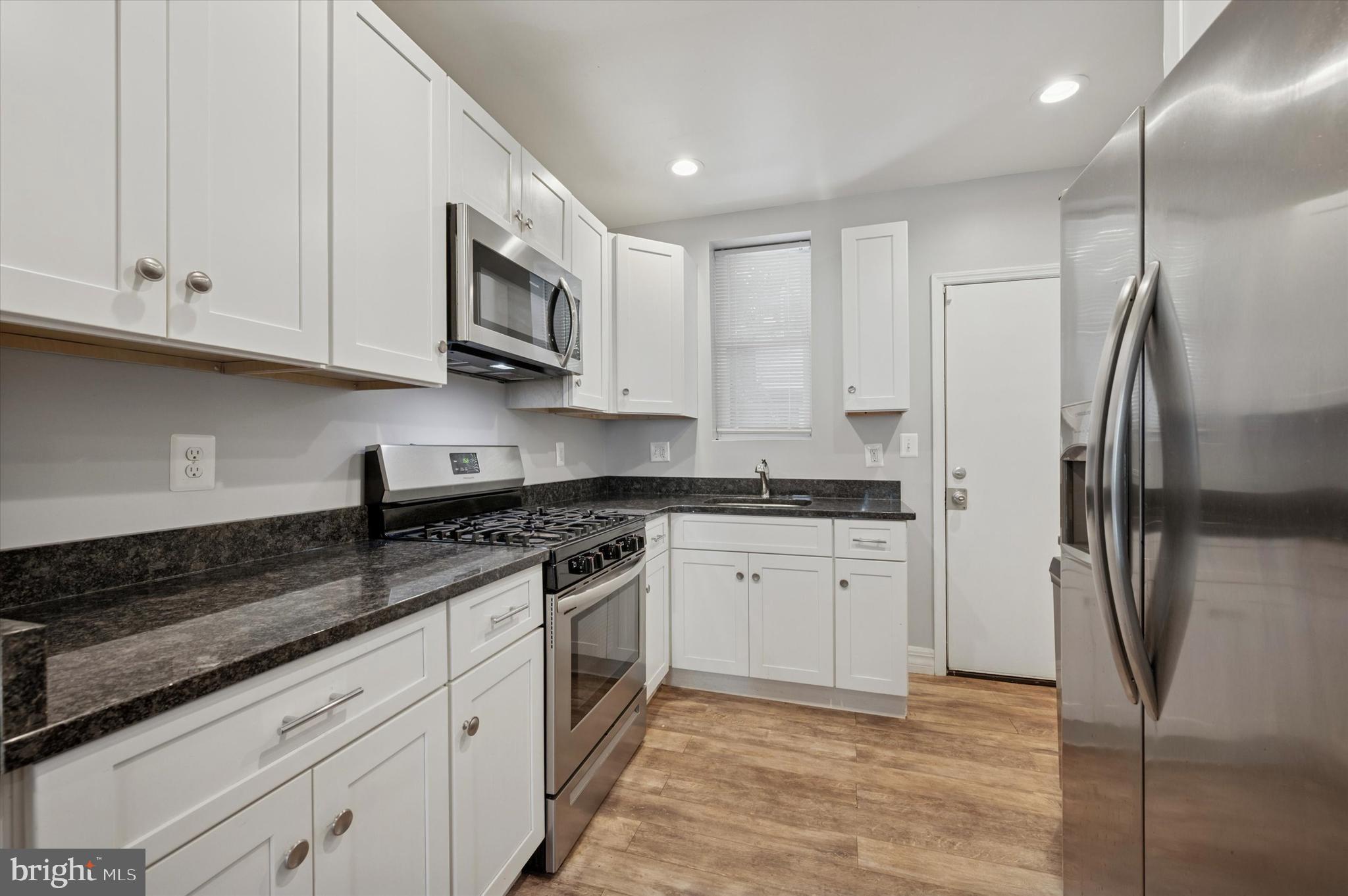 STRAWBERRY MANSION - Residential