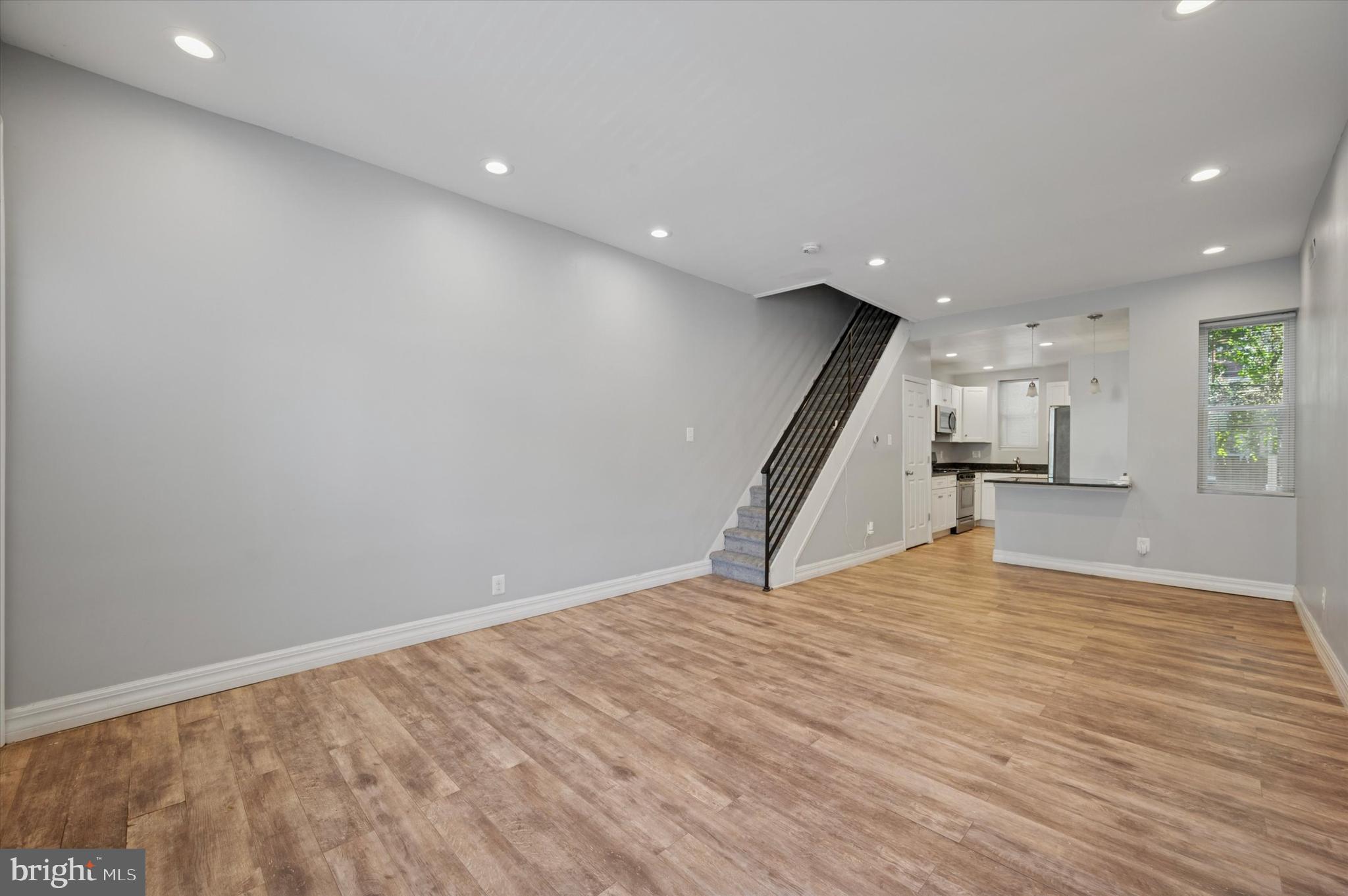 STRAWBERRY MANSION - Residential