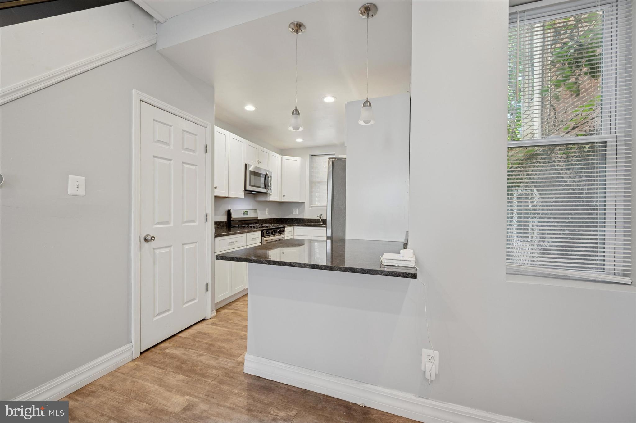 STRAWBERRY MANSION - Residential