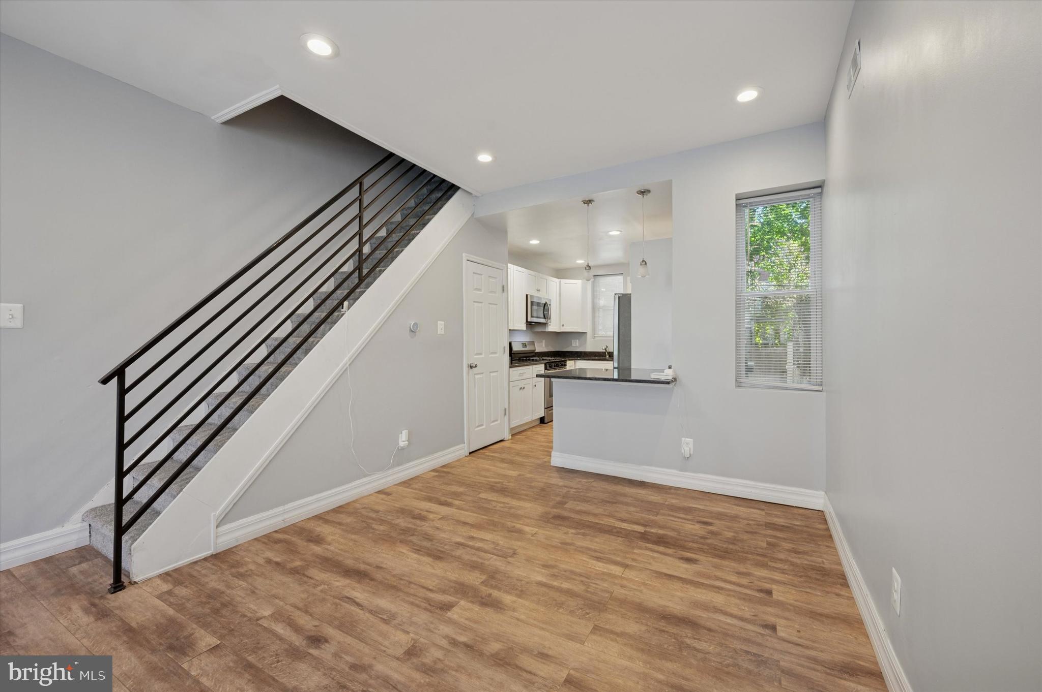 STRAWBERRY MANSION - Residential