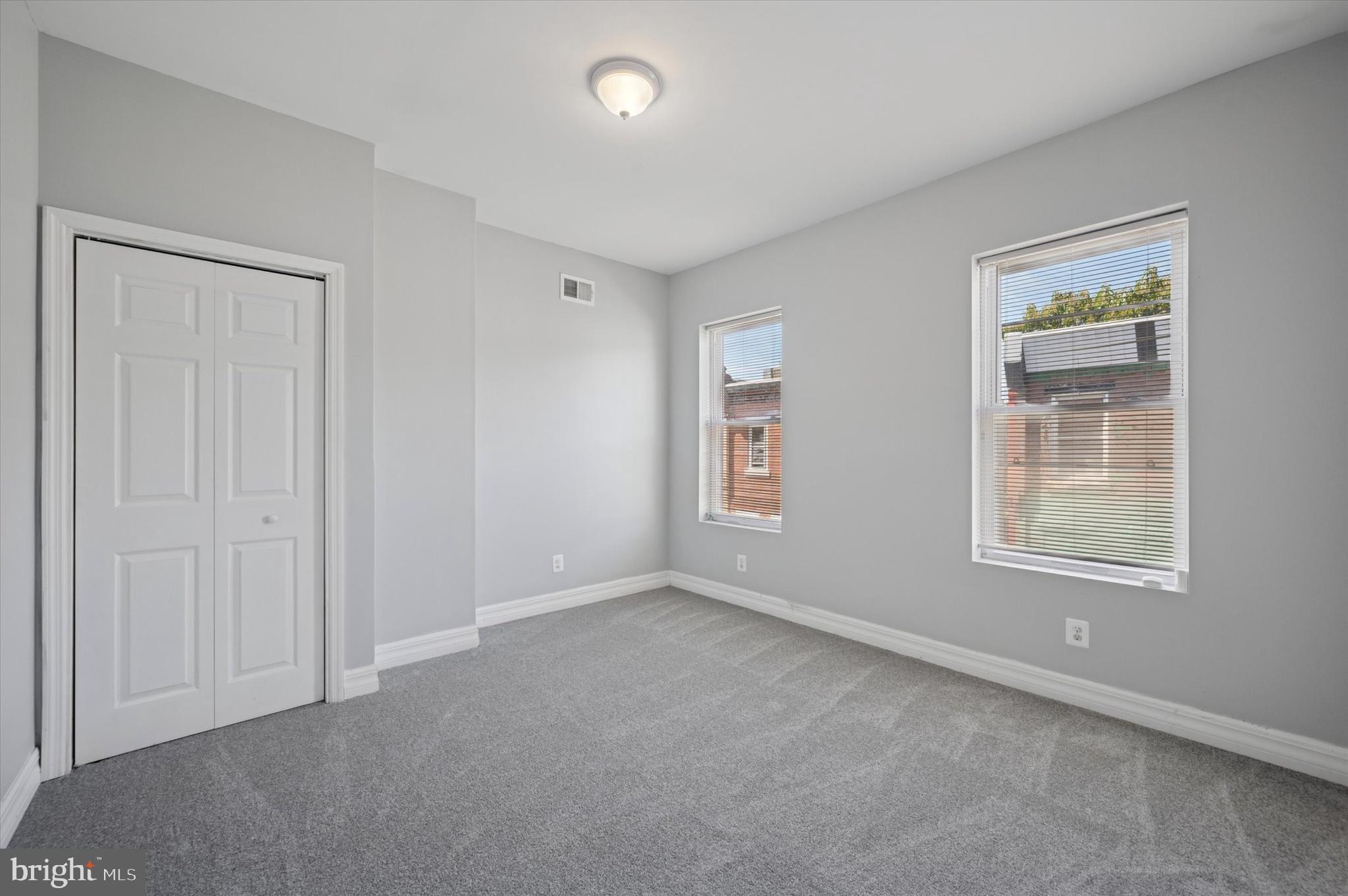 STRAWBERRY MANSION - Residential