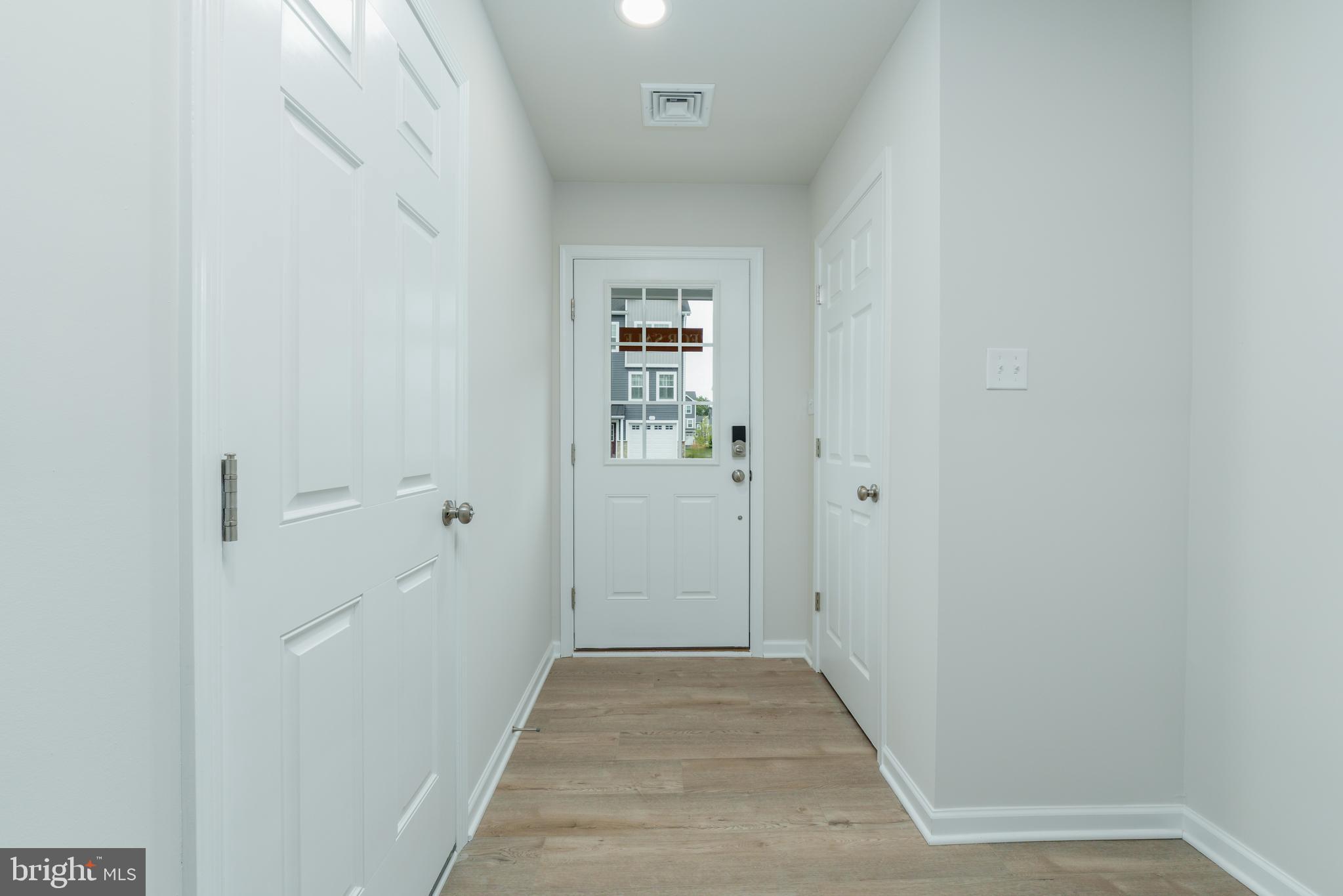 GRAYS POINTE - Residential