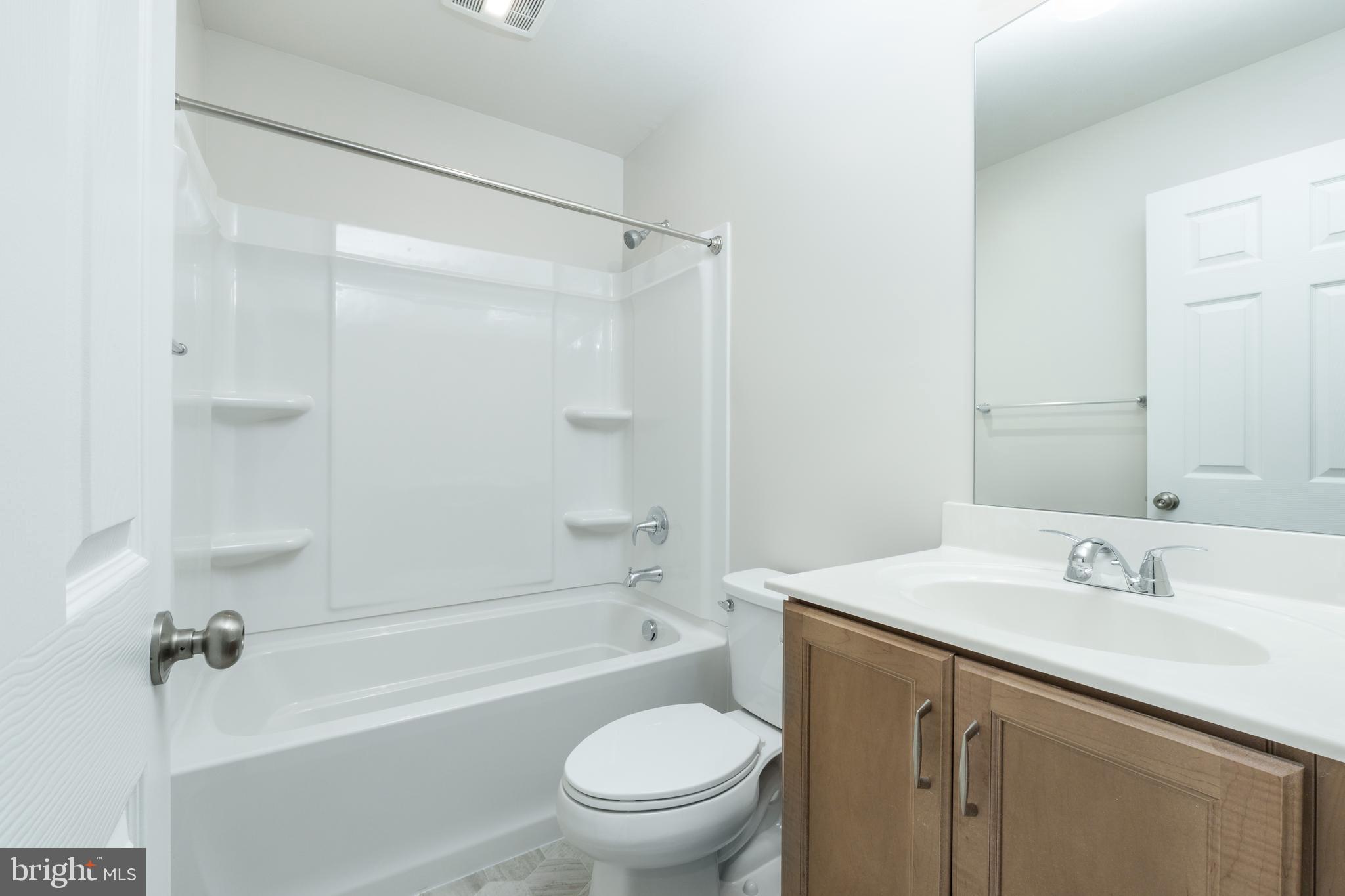 GRAYS POINTE - Residential