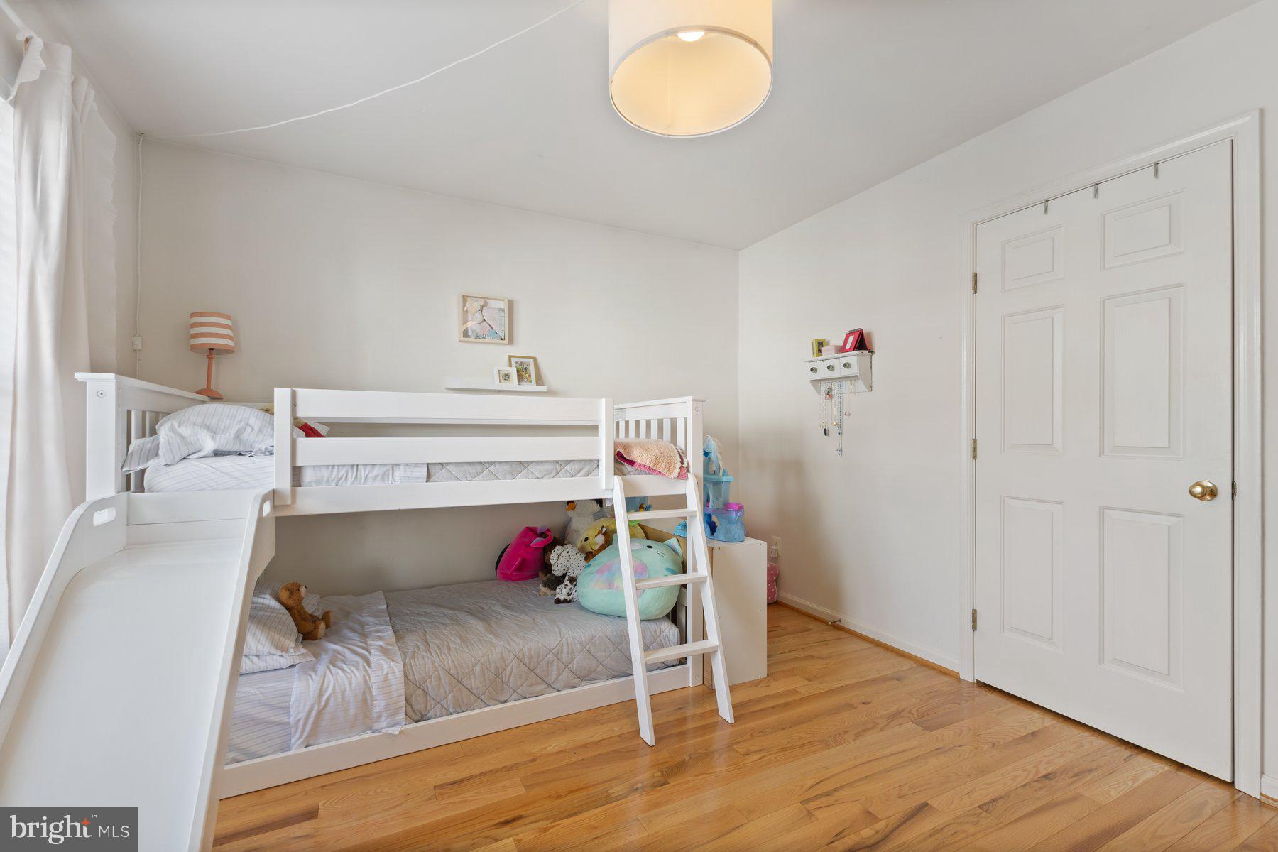 LORTON VALLEY NORTH - Residential