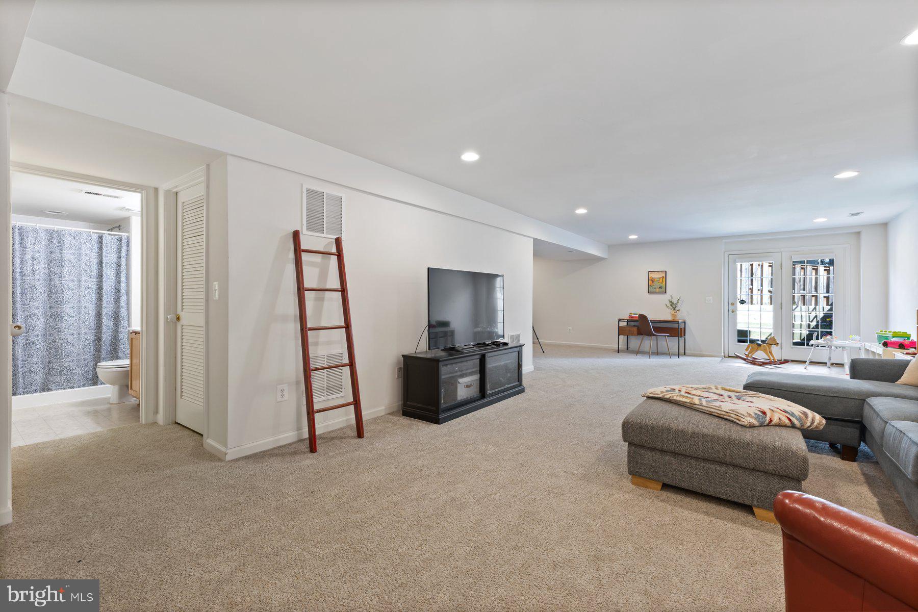 LORTON VALLEY NORTH - Residential