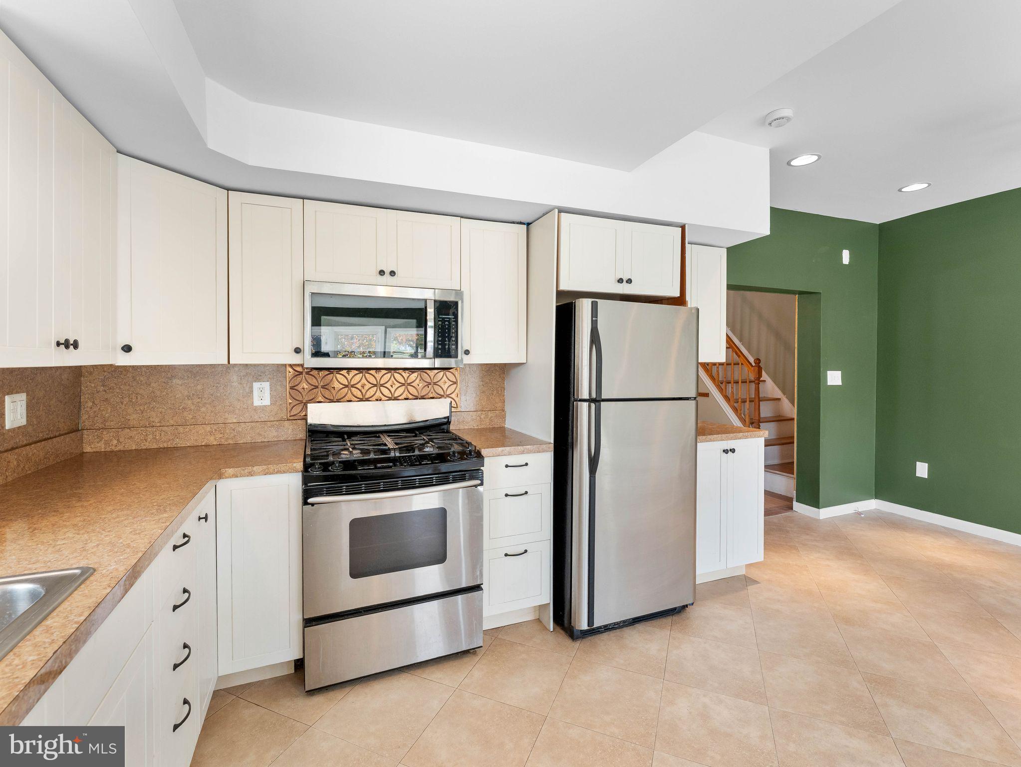 860 PENNSYLVANIA AVENUE