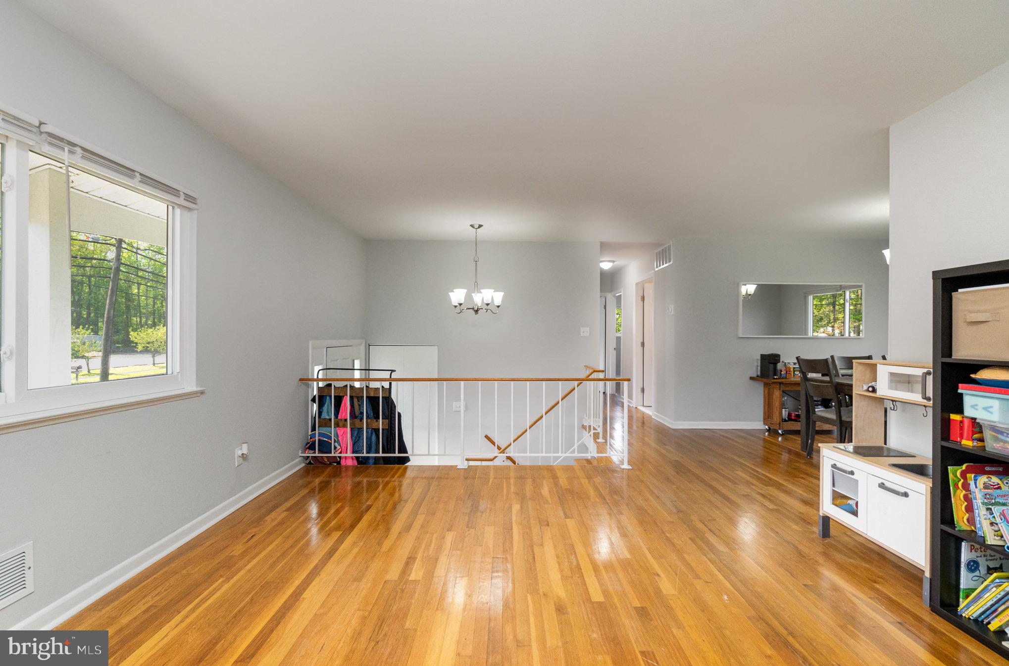 CARROLLWOOD - Residential