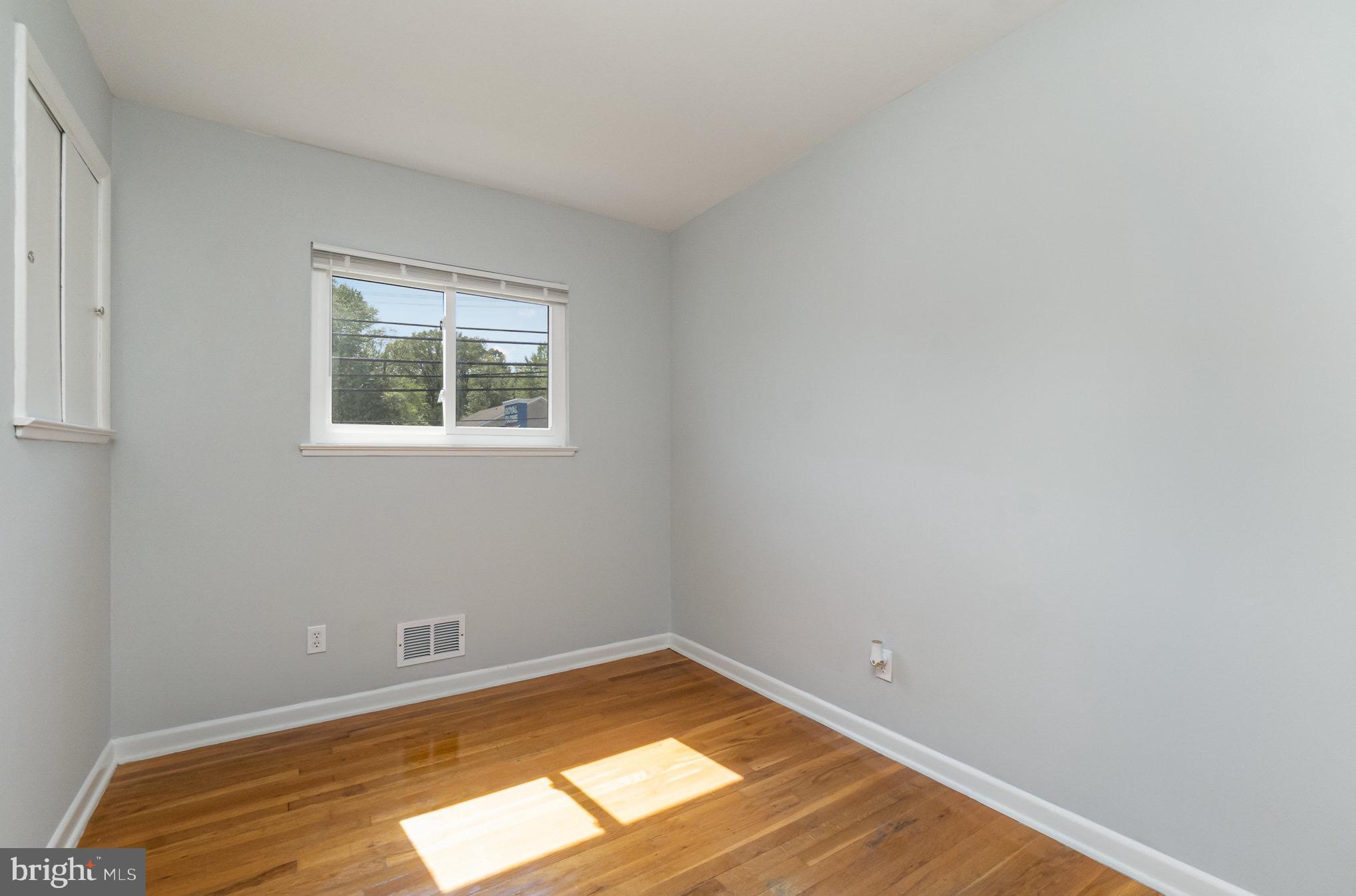 CARROLLWOOD - Residential