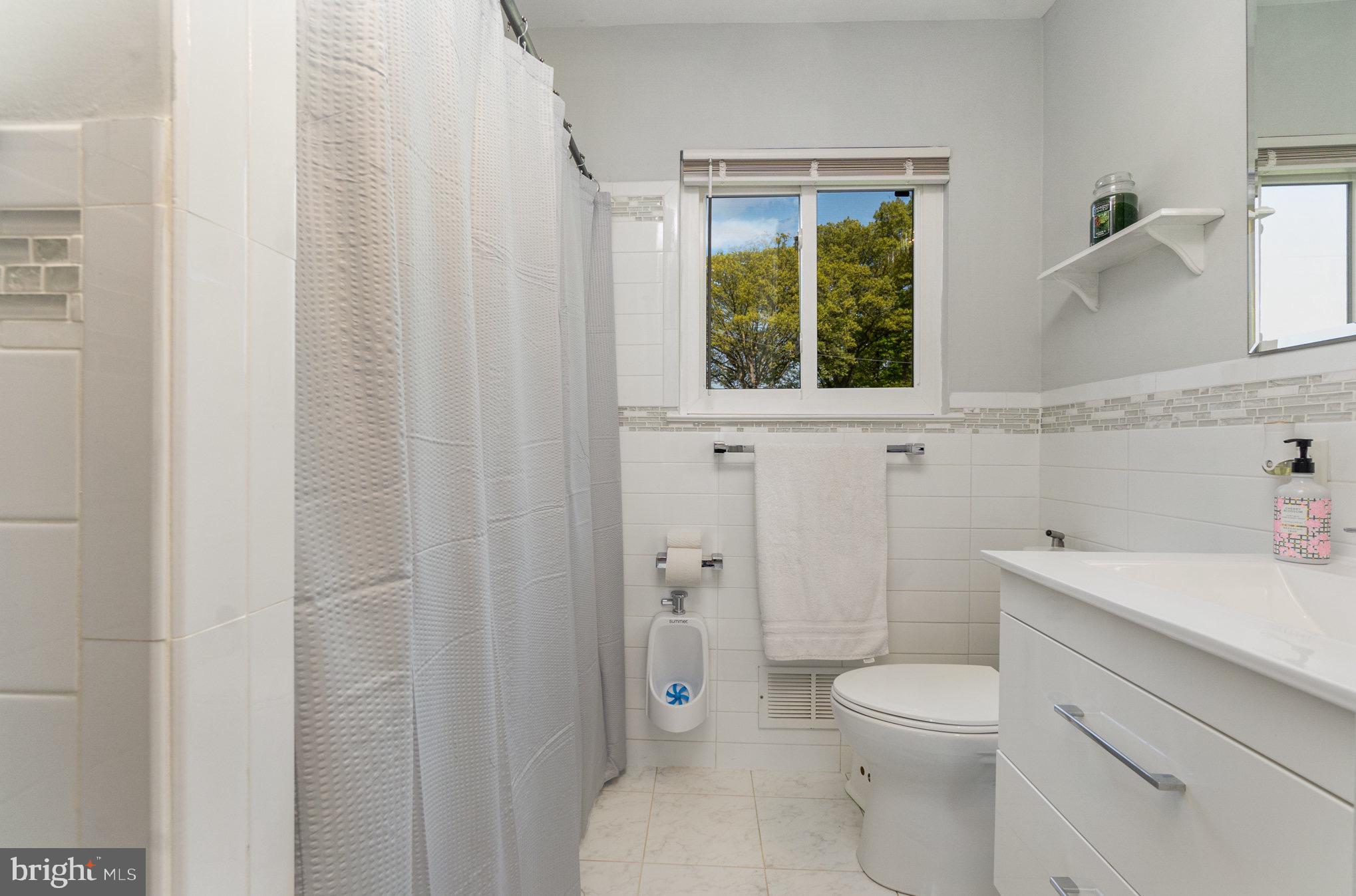 CARROLLWOOD - Residential