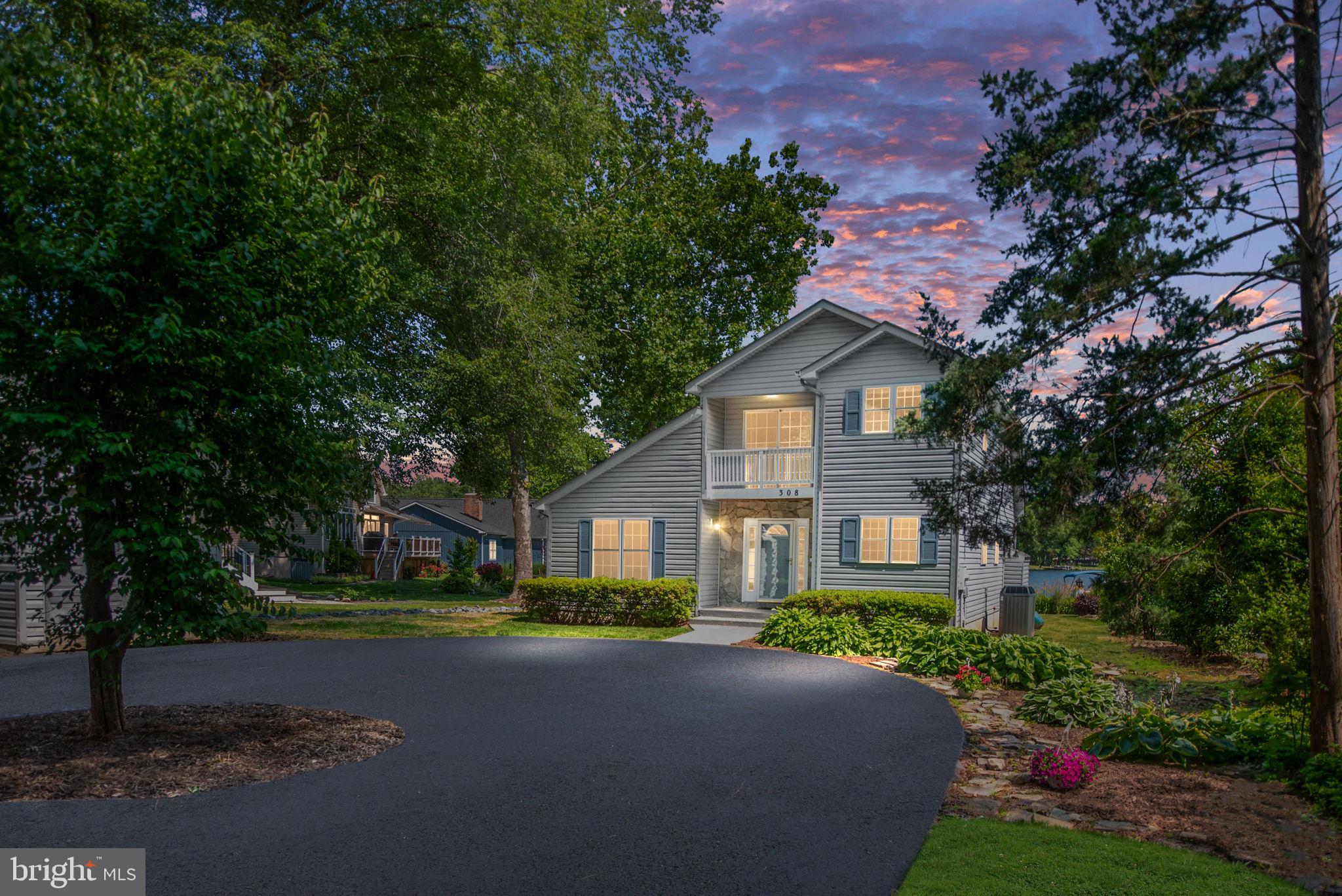 308 HARRISON CIRCLE