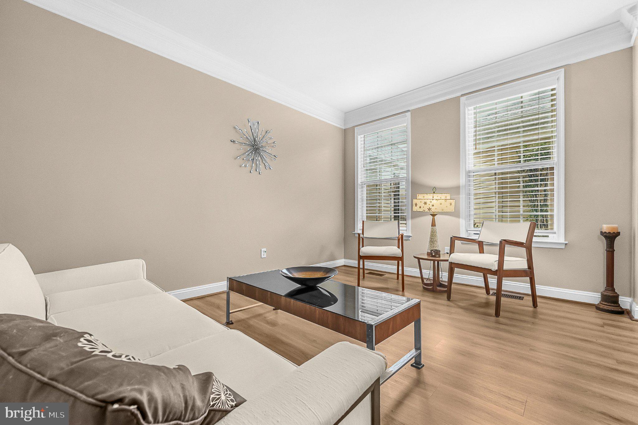 855 THICKET COURT