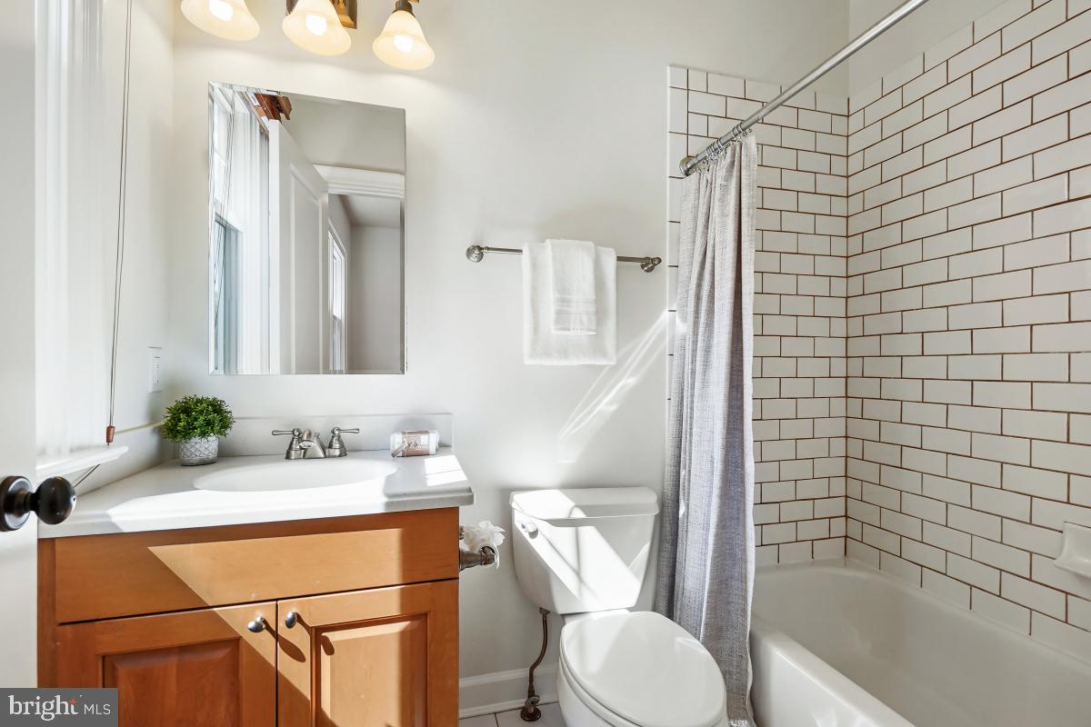 BRADLEY HILLS - Residential