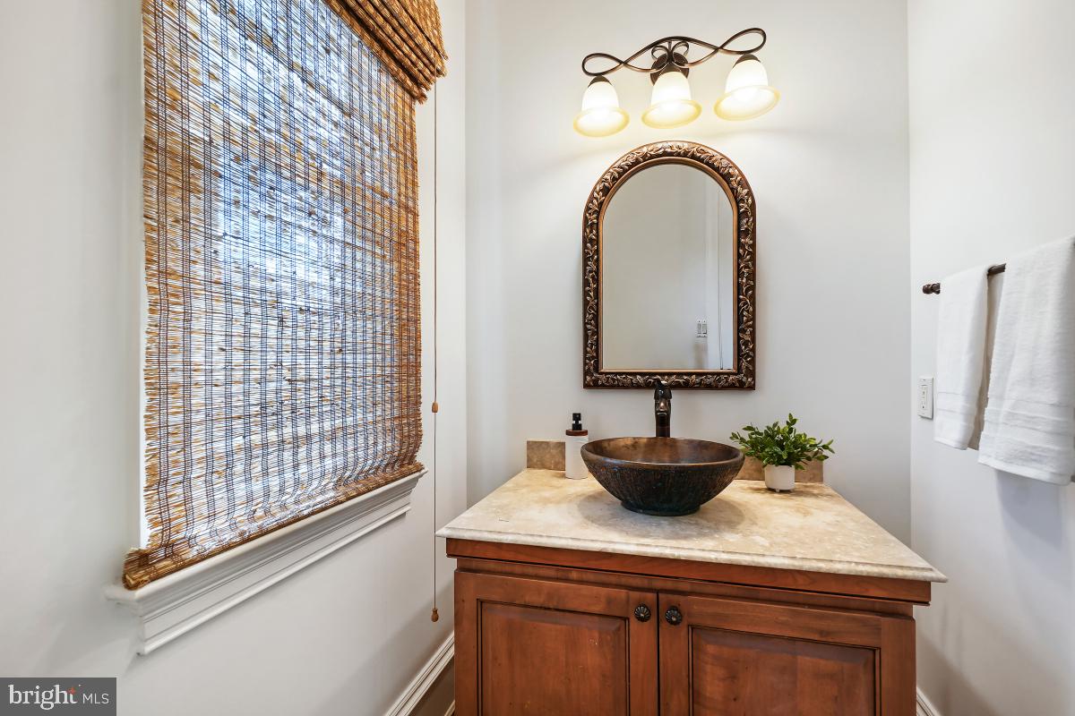 BRADLEY HILLS - Residential