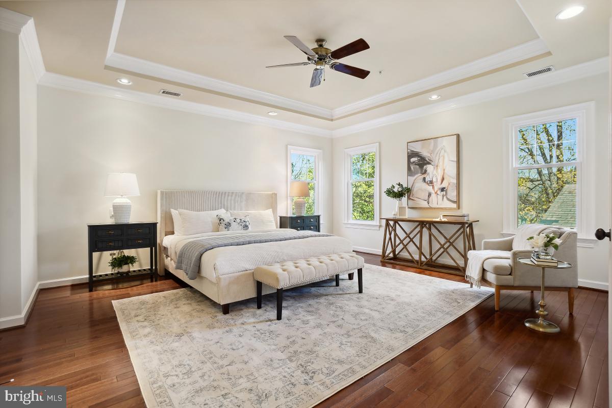 BRADLEY HILLS - Residential