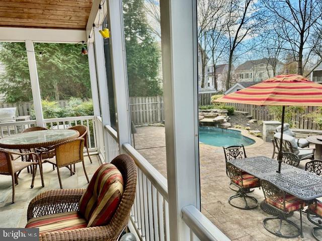 BRADLEY HILLS - Residential