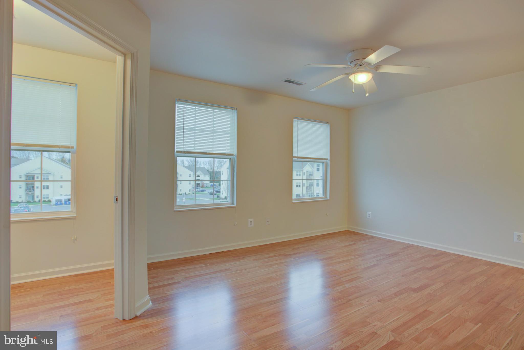 HAWTHORNE RIDGE - Residential