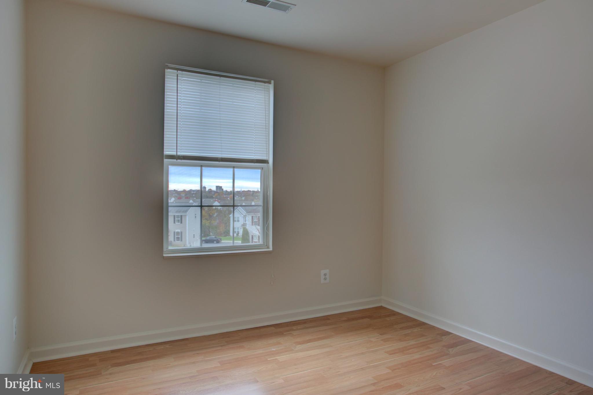 HAWTHORNE RIDGE - Residential