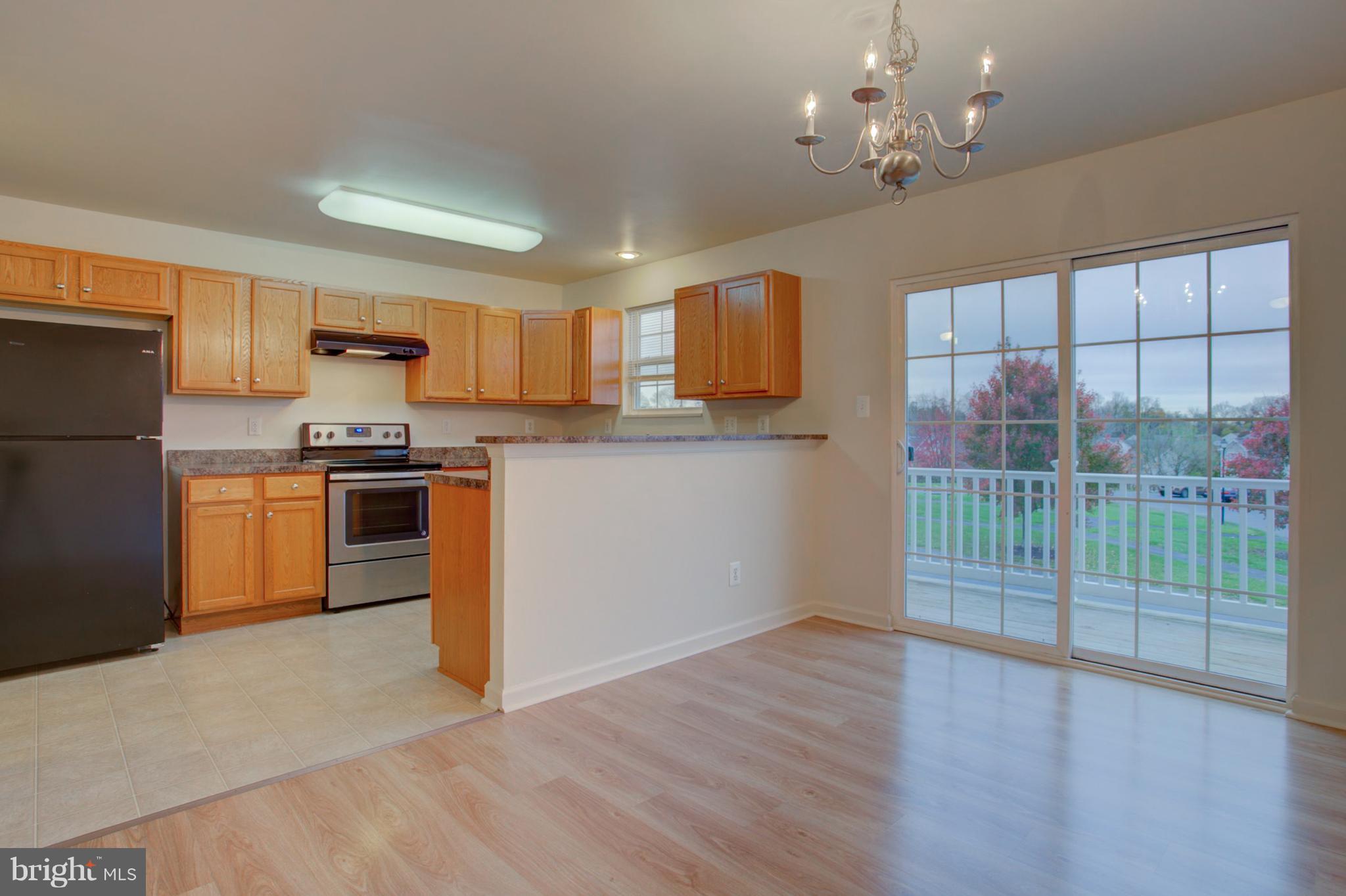 HAWTHORNE RIDGE - Residential