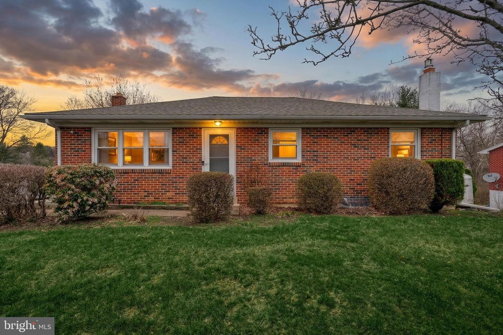 Photo of 6336 Blue Flag Avenue, HARRISBURG, PA 17112 (MLS # PADA2058324)