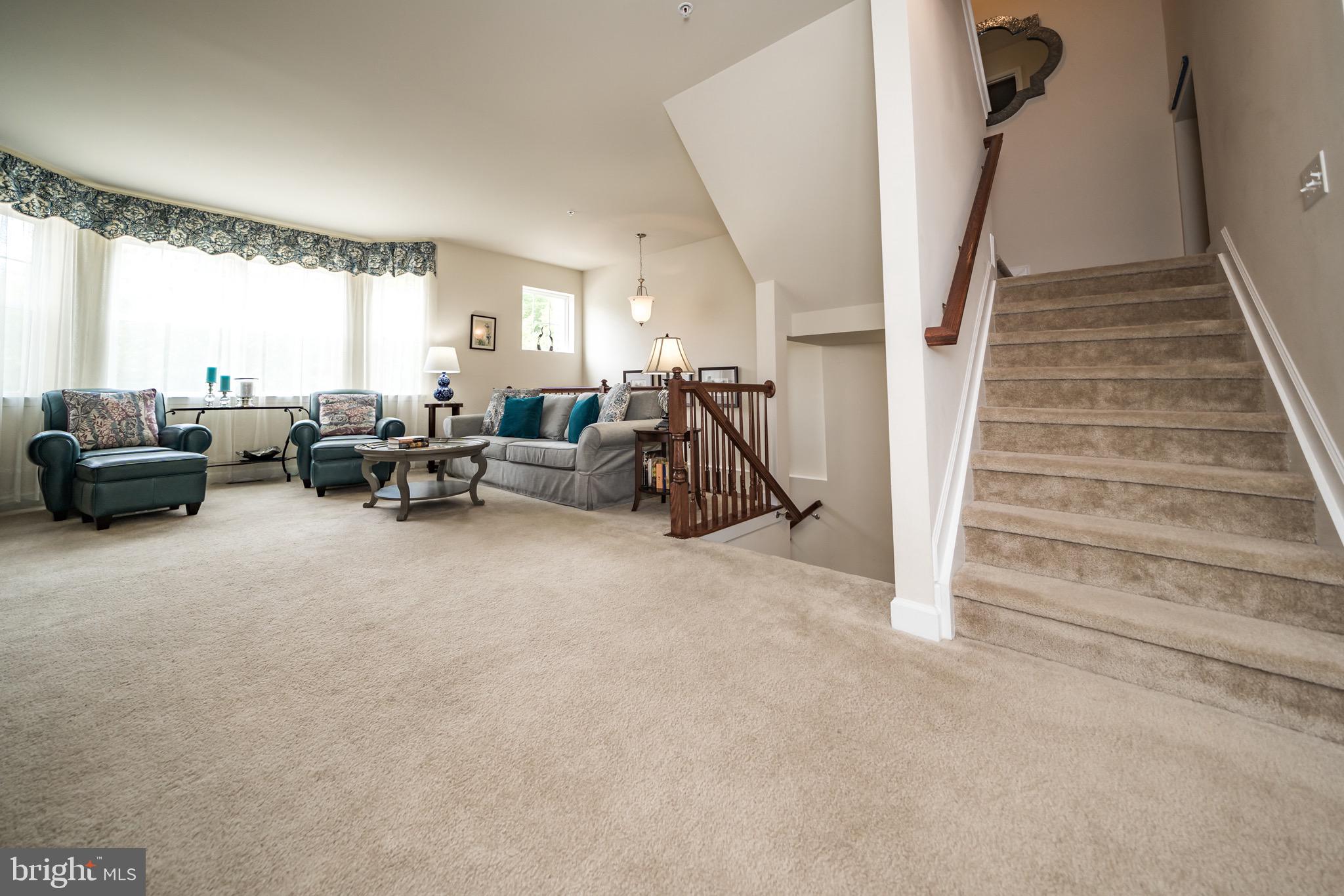 OAK TREE LANDING - Residential