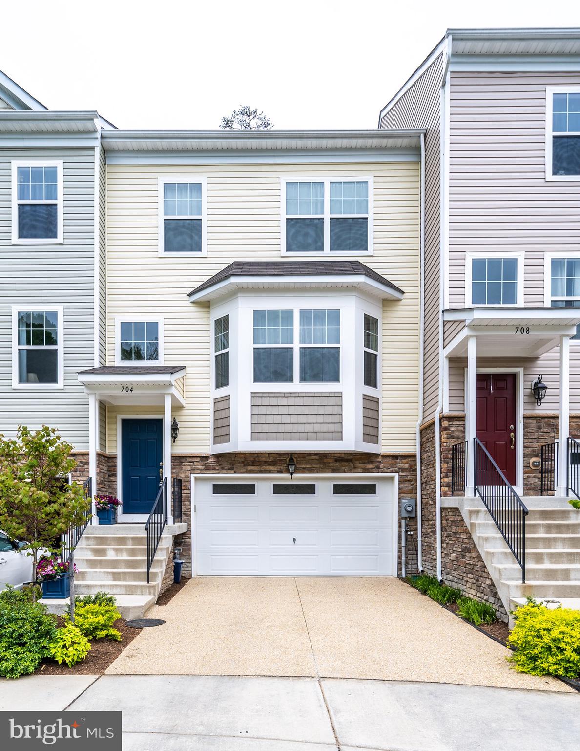 OAK TREE LANDING - Residential