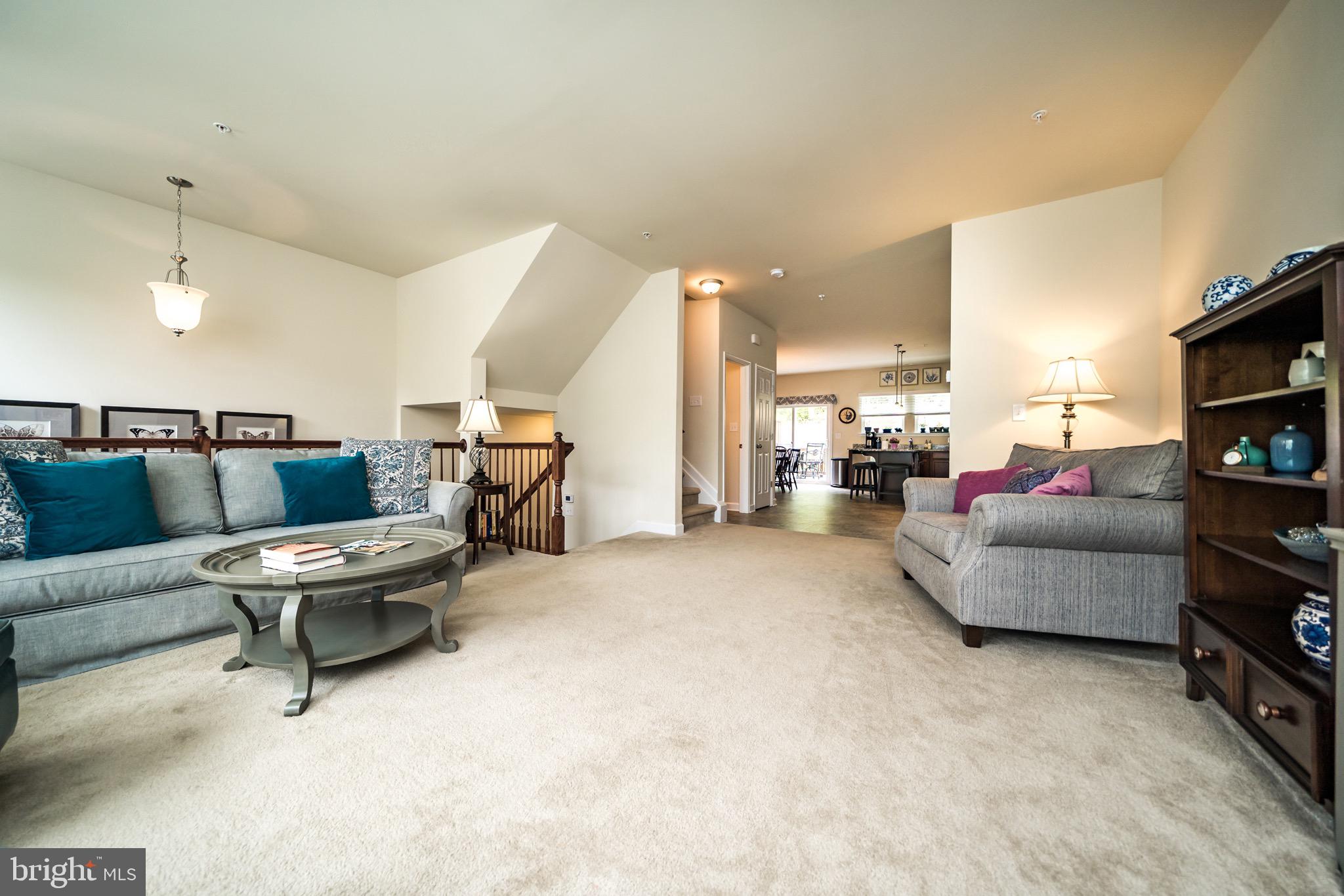 OAK TREE LANDING - Residential