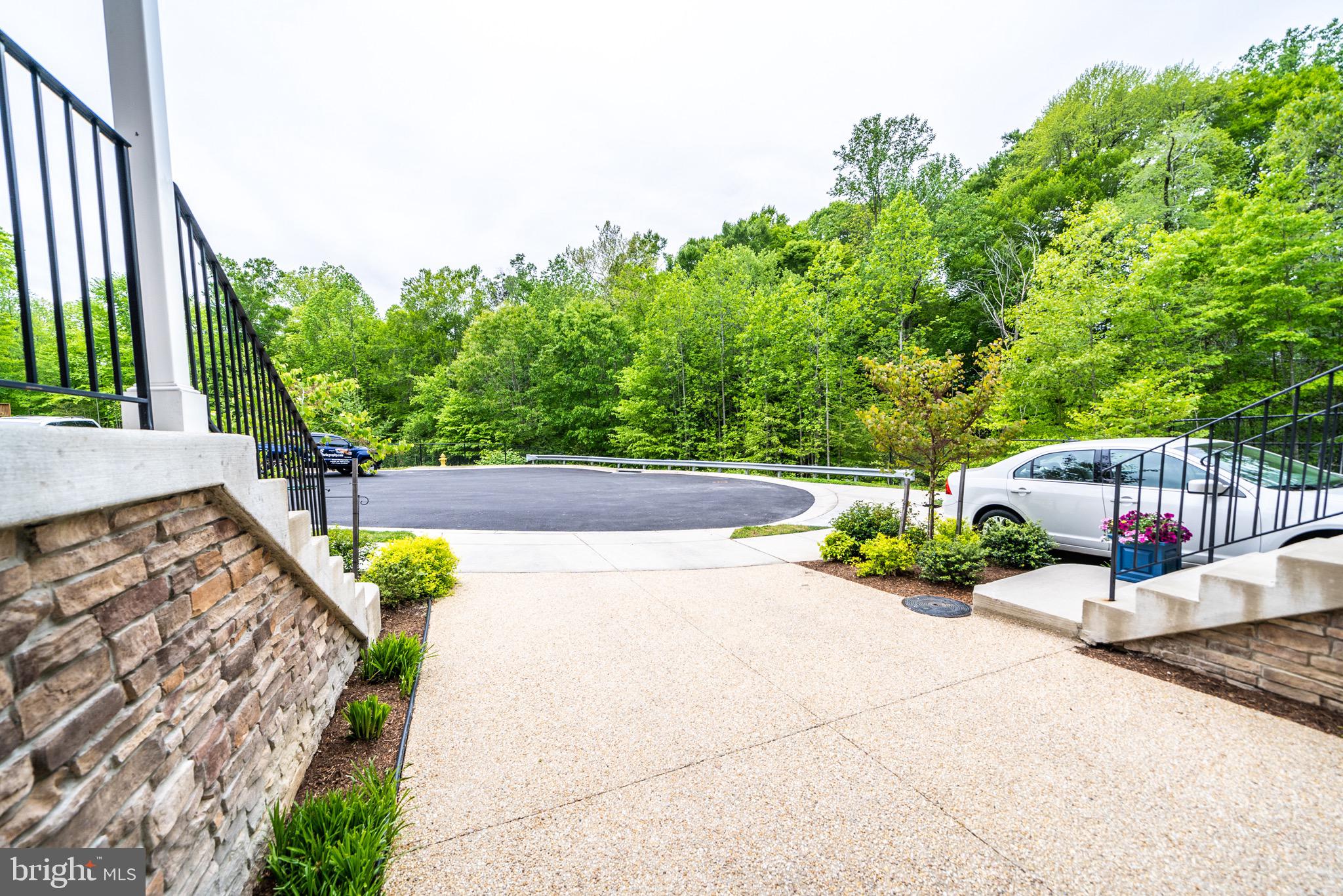 OAK TREE LANDING - Residential