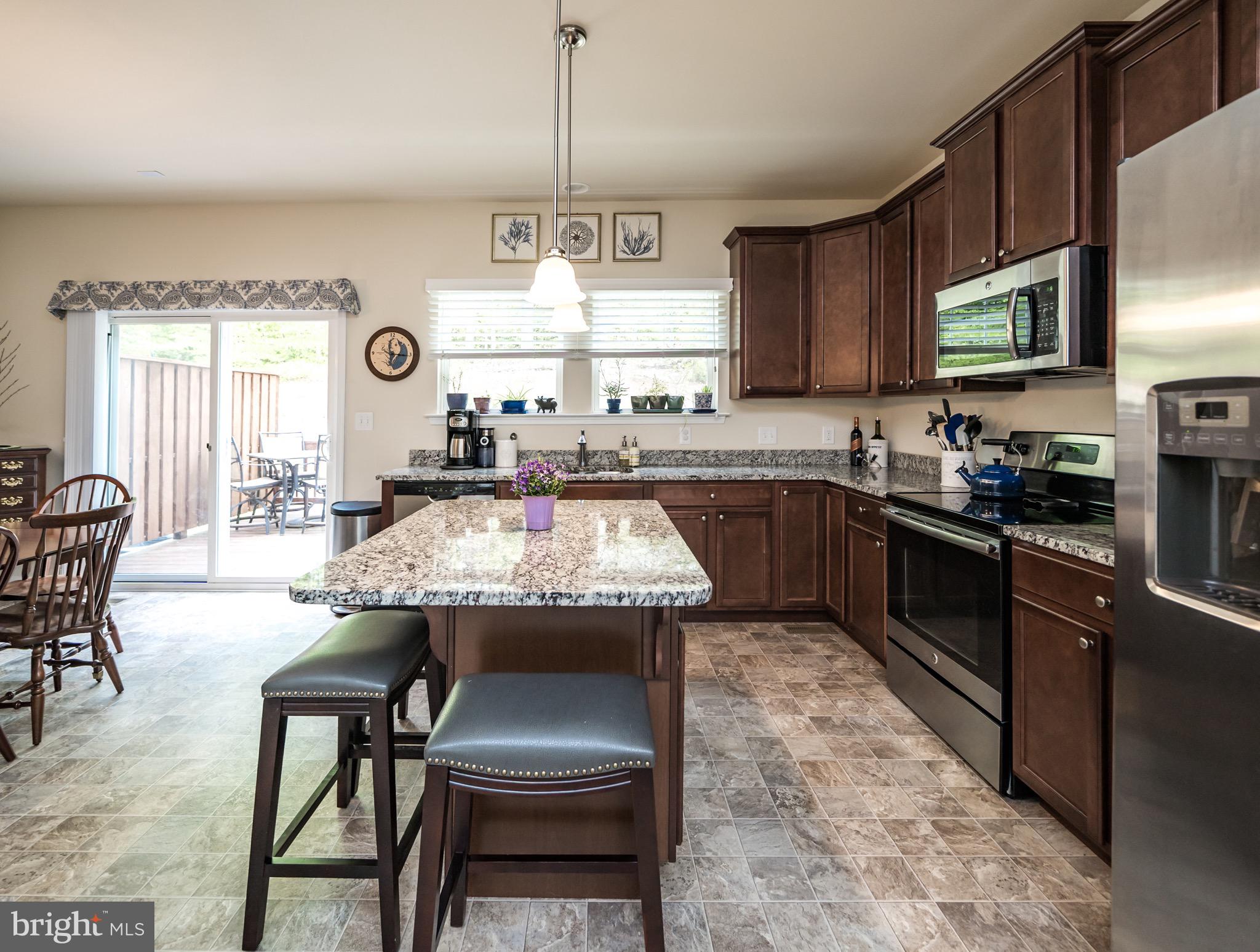 OAK TREE LANDING - Residential