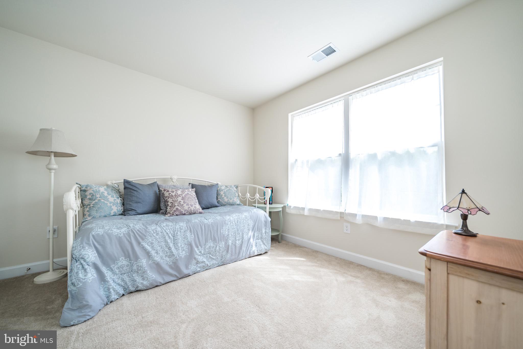 OAK TREE LANDING - Residential