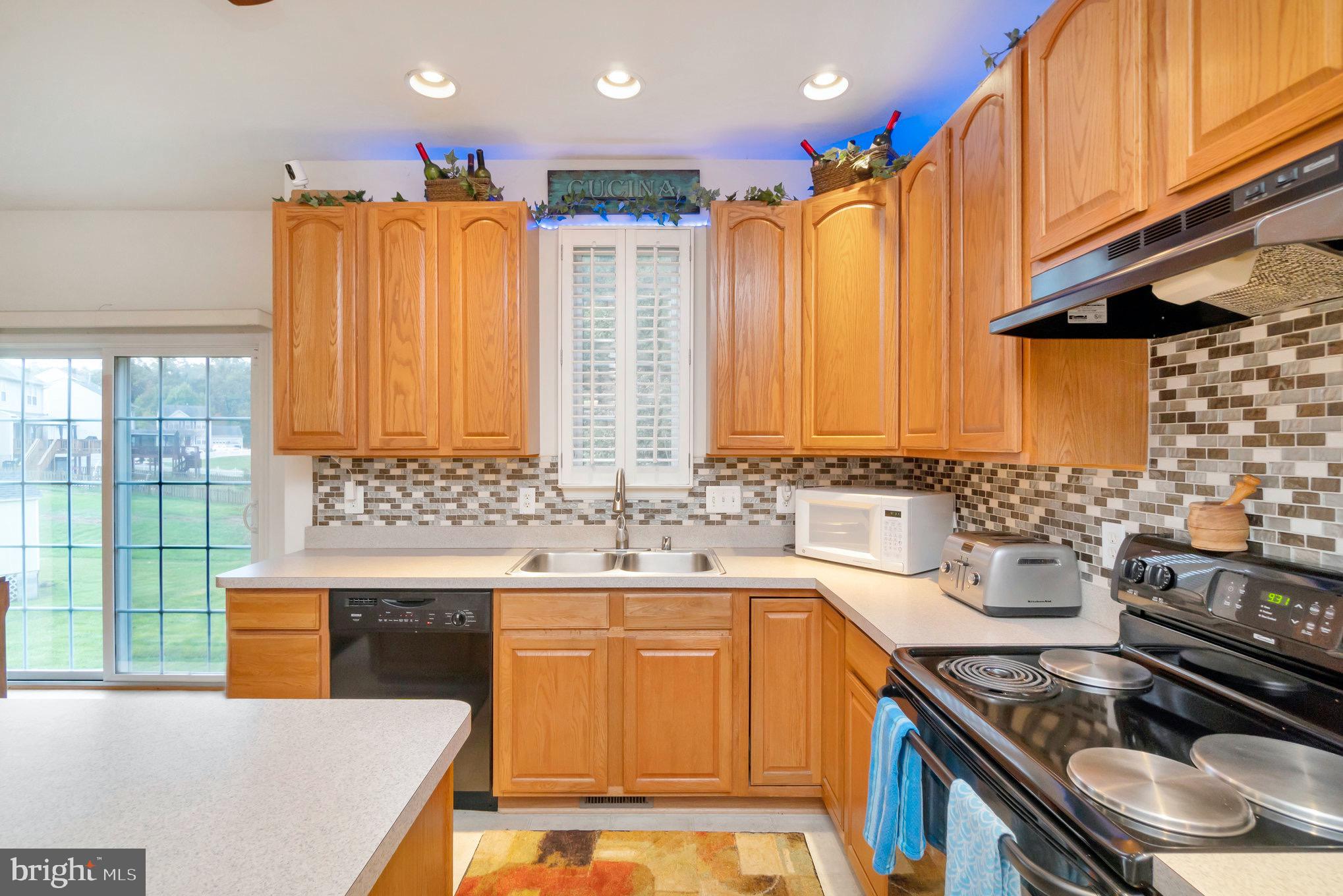 SALEM FIELDS - Residential