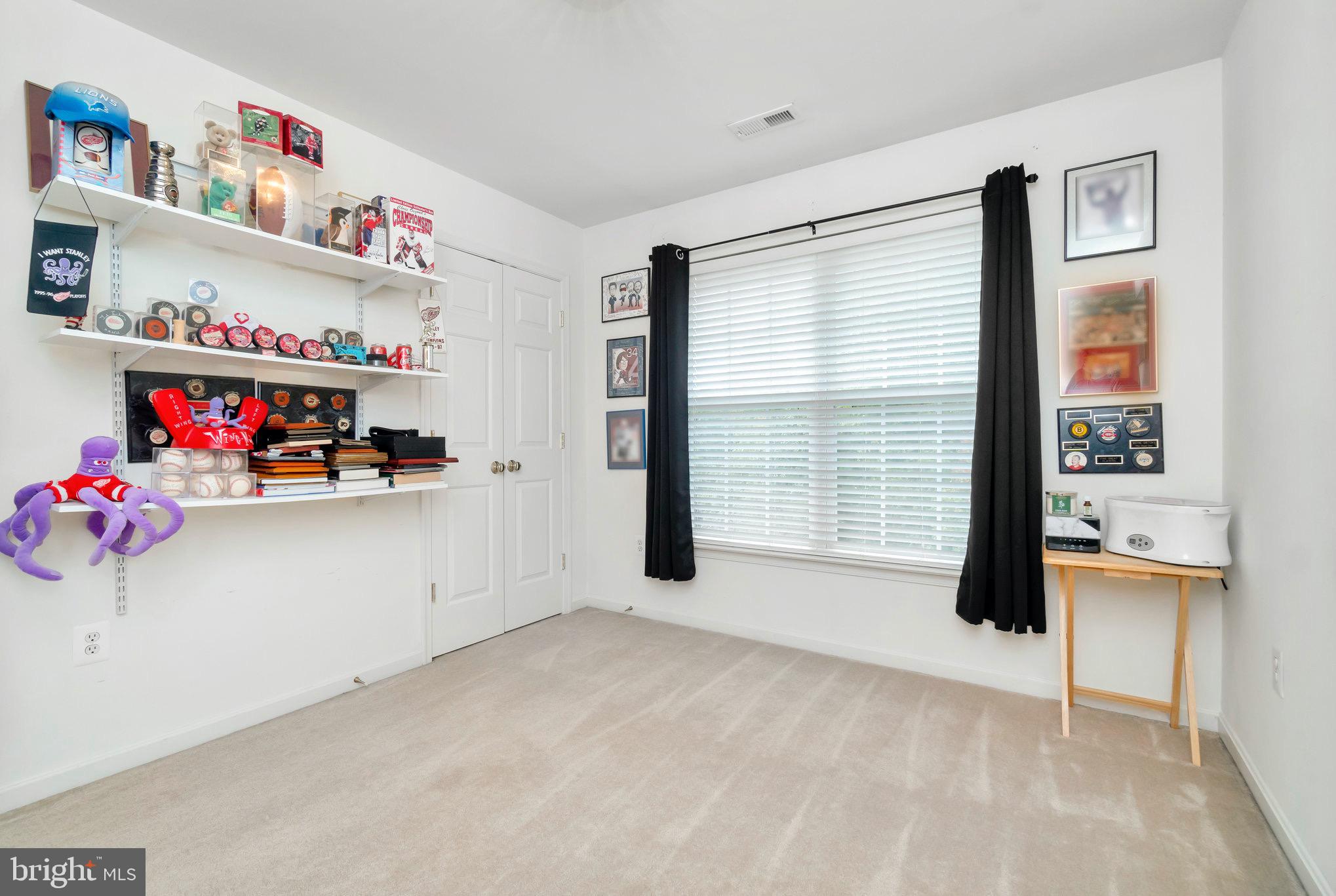 SALEM FIELDS - Residential