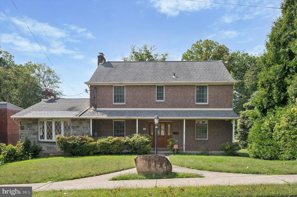 Photo of 614 Saxer Avenue, SPRINGFIELD, PA 19064 (MLS # PADE2101706)