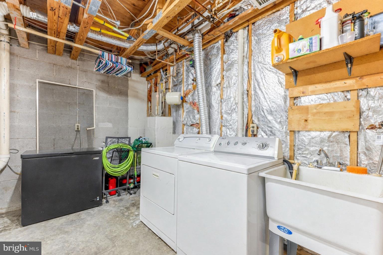 SILVER SPRING STATION - Residential