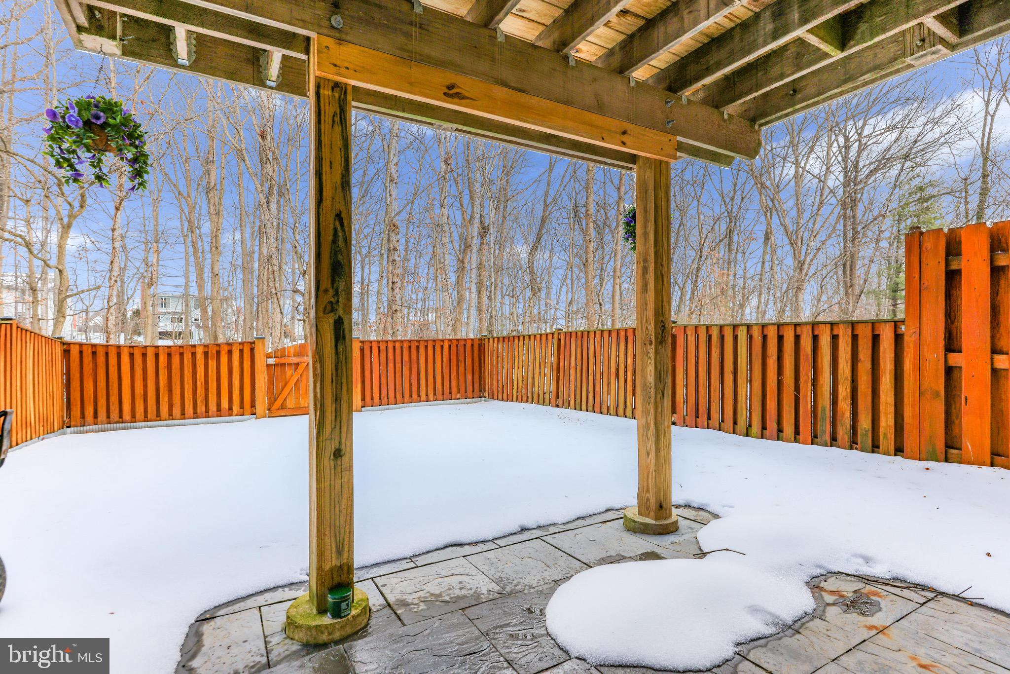 SILVER SPRING STATION - Residential