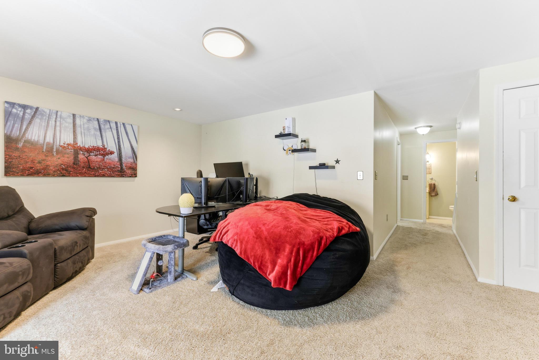 SILVER SPRING STATION - Residential