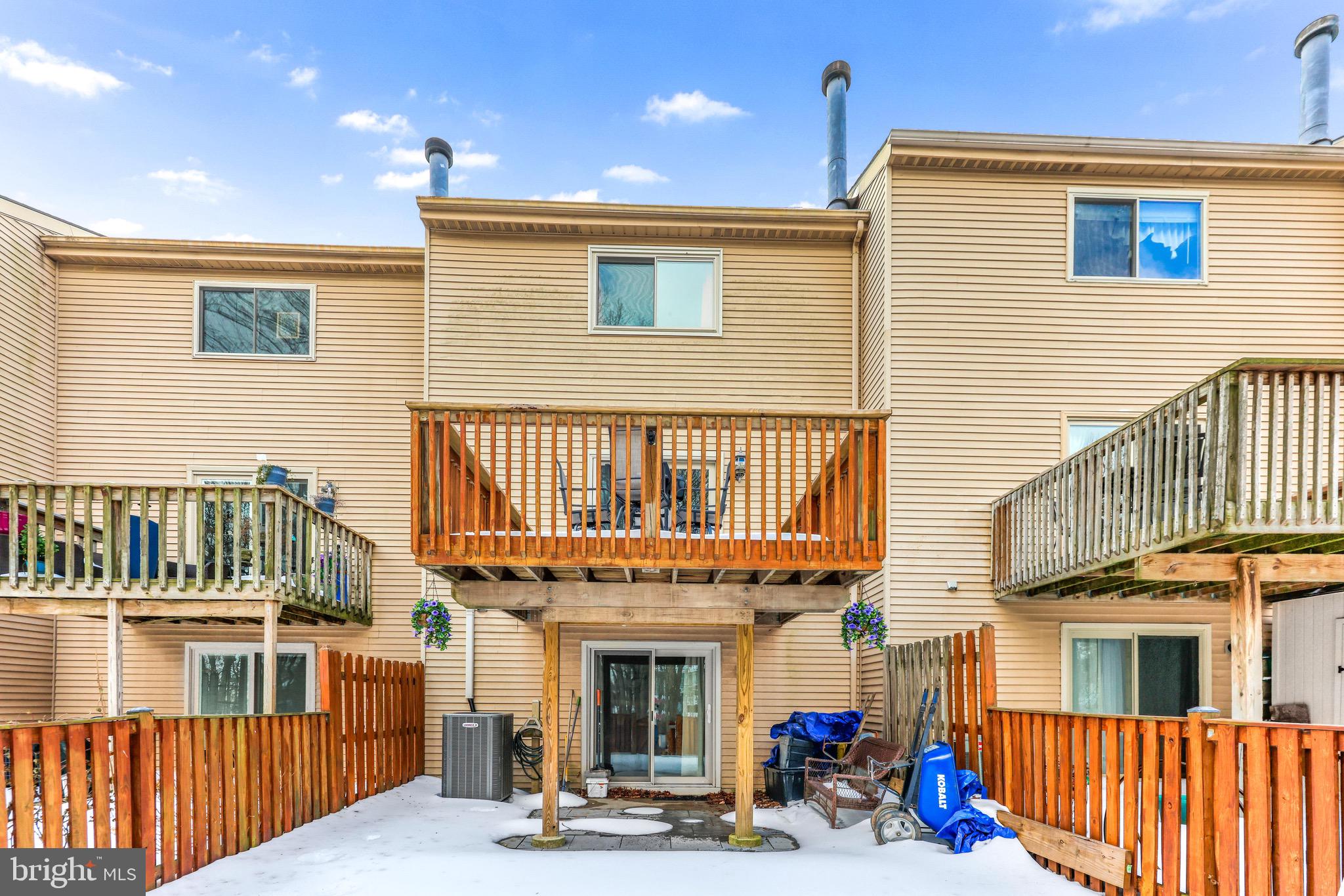 SILVER SPRING STATION - Residential