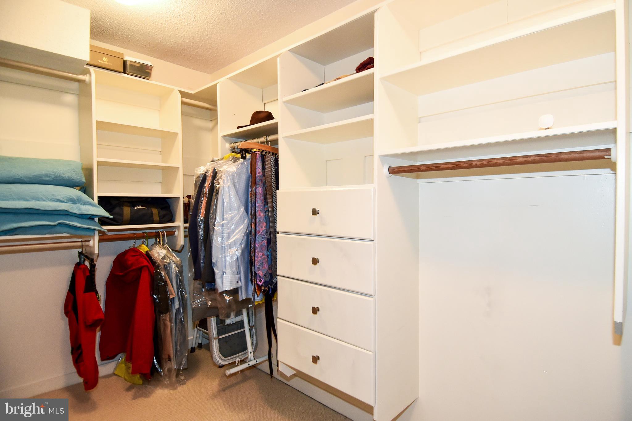 HORIZON HOUSE - Residential