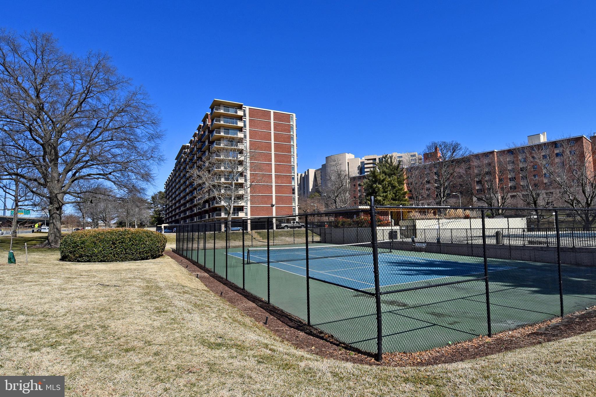 HORIZON HOUSE - Residential