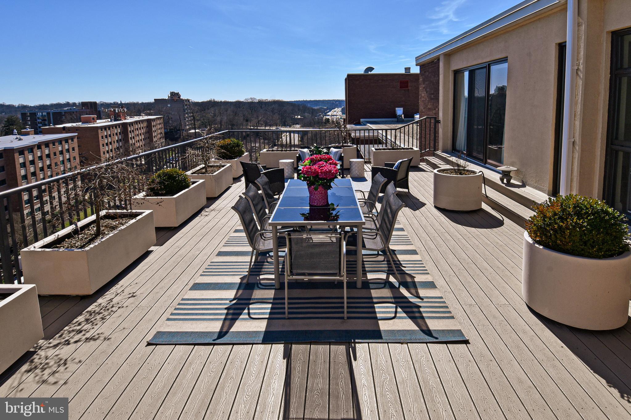 HORIZON HOUSE - Residential