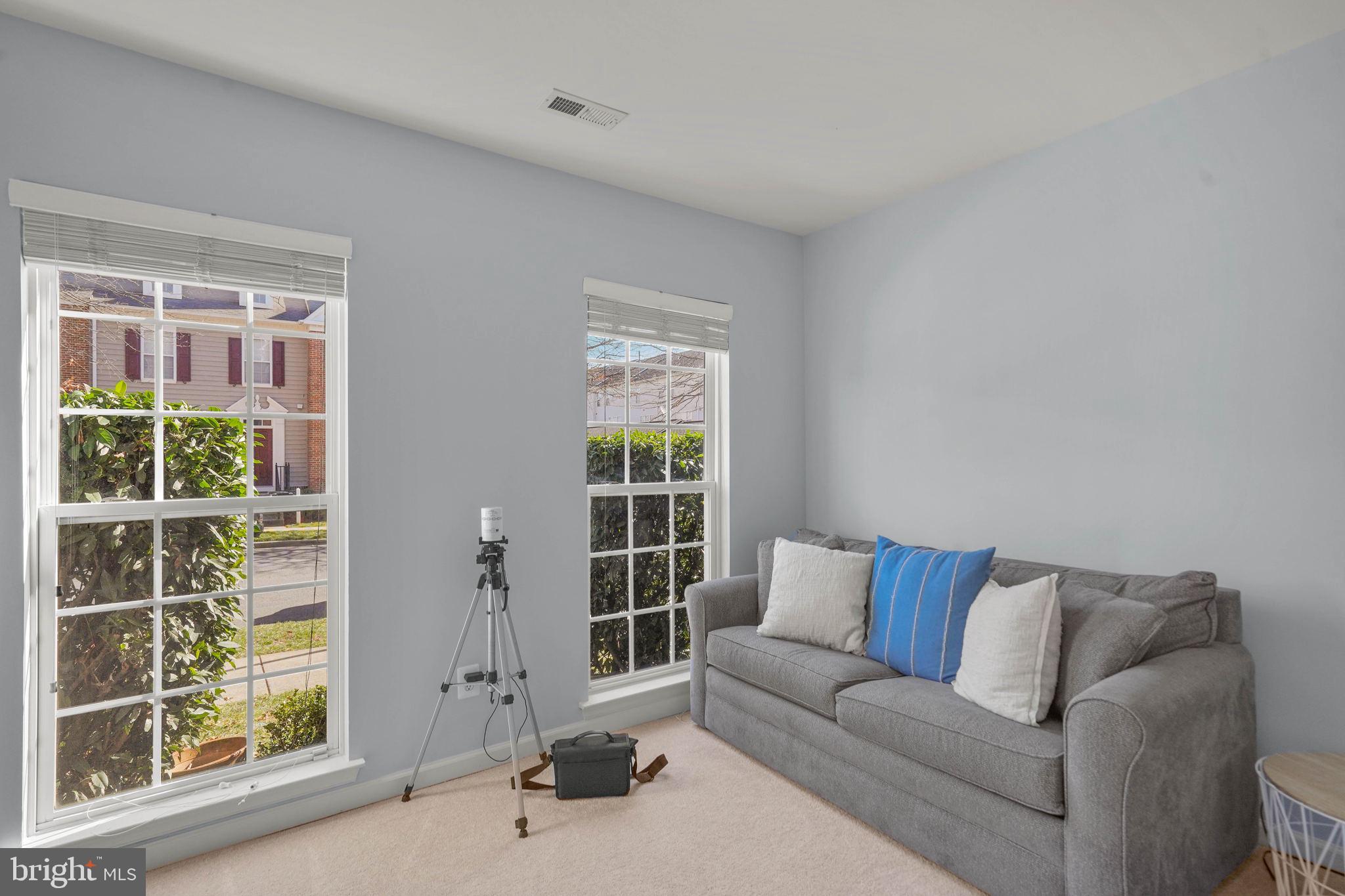 LAKELANDS - Residential