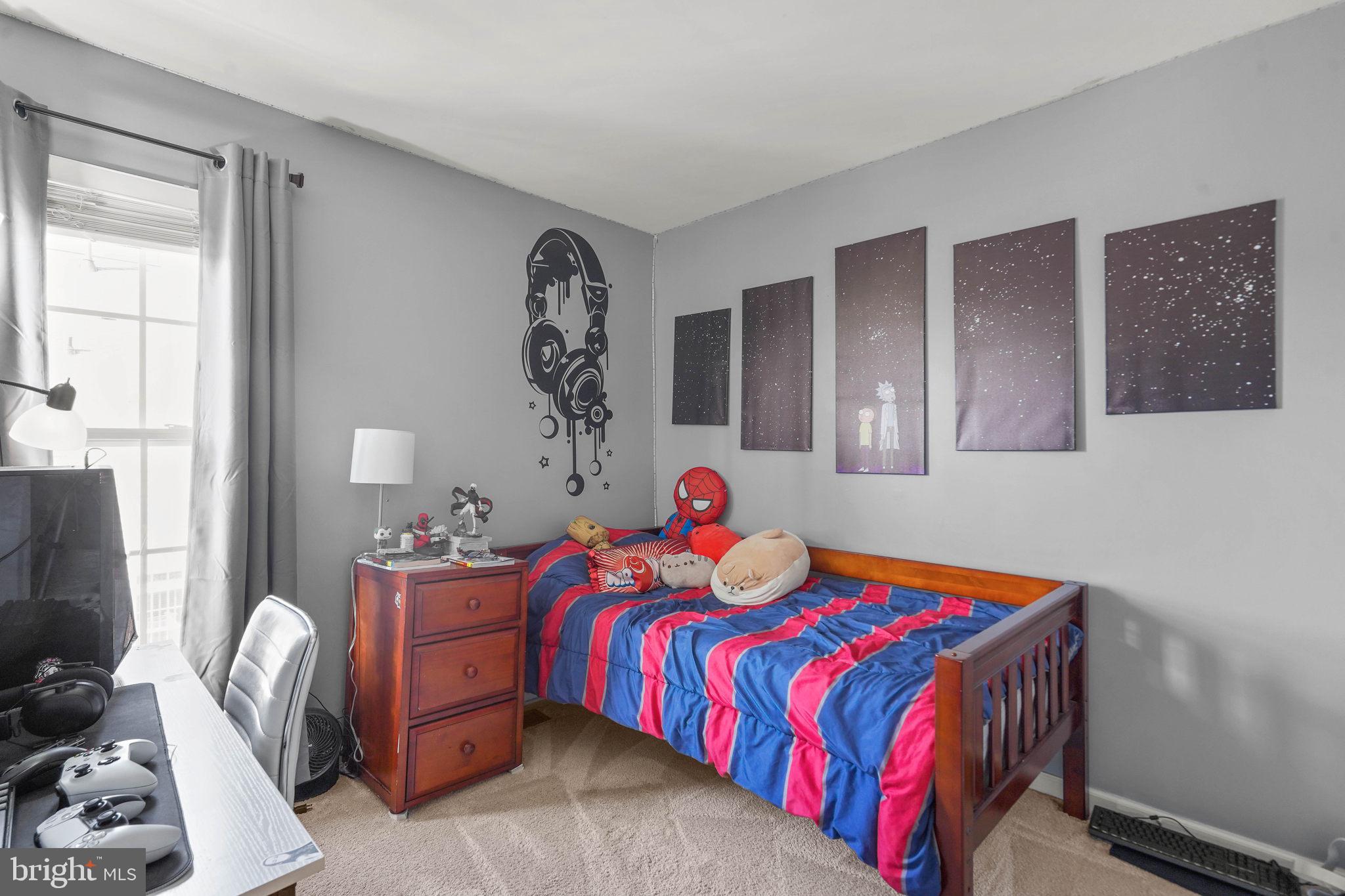 LAKELANDS - Residential