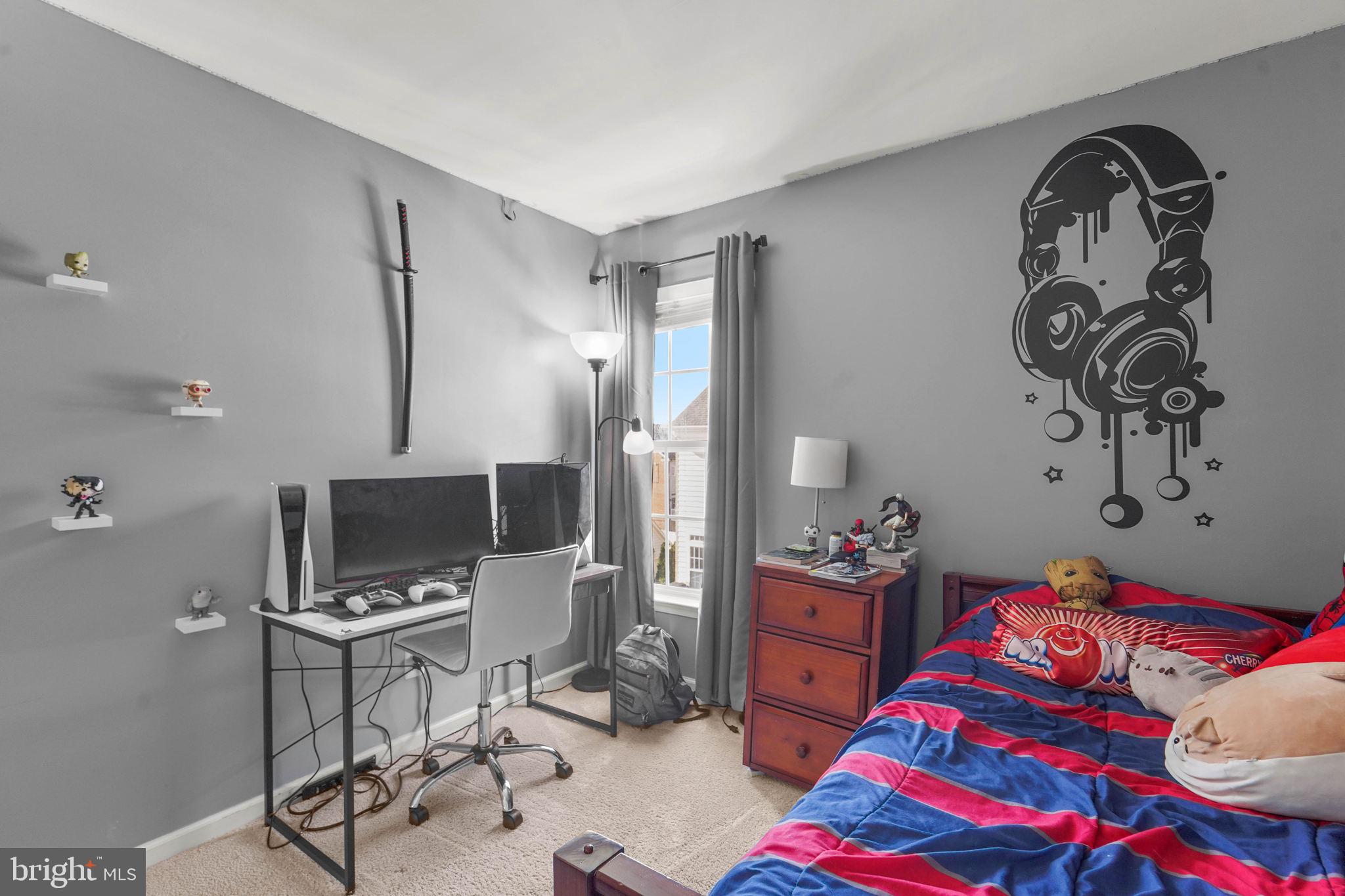 LAKELANDS - Residential