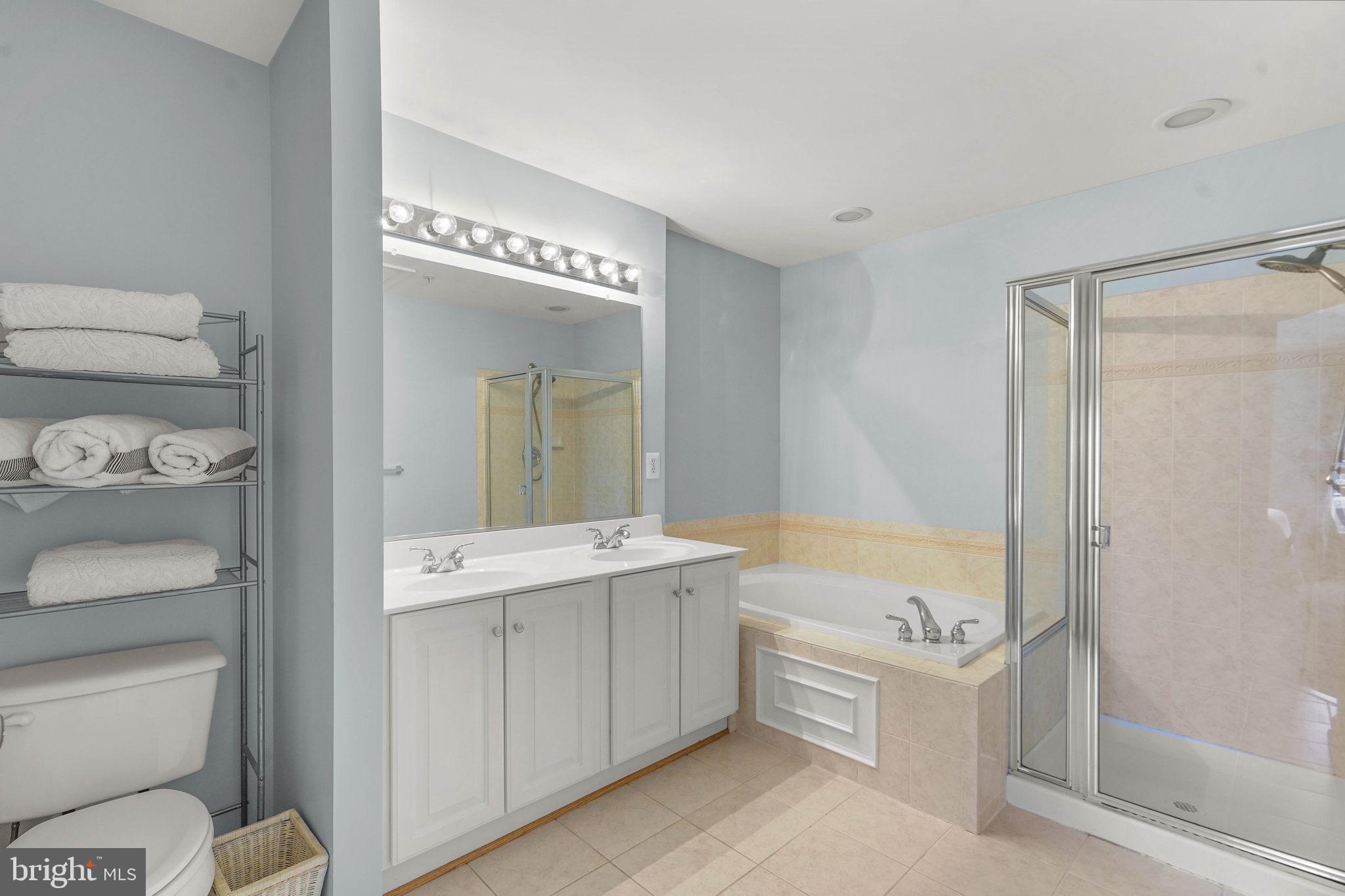 LAKELANDS - Residential