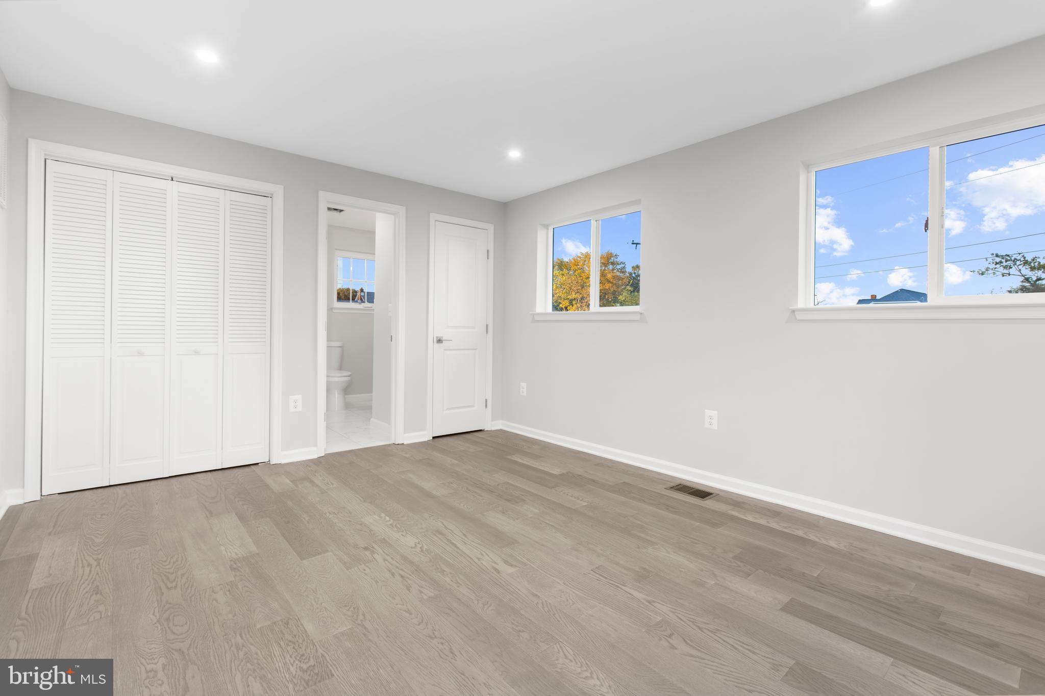 RIVIERA BEACH - Residential Lease