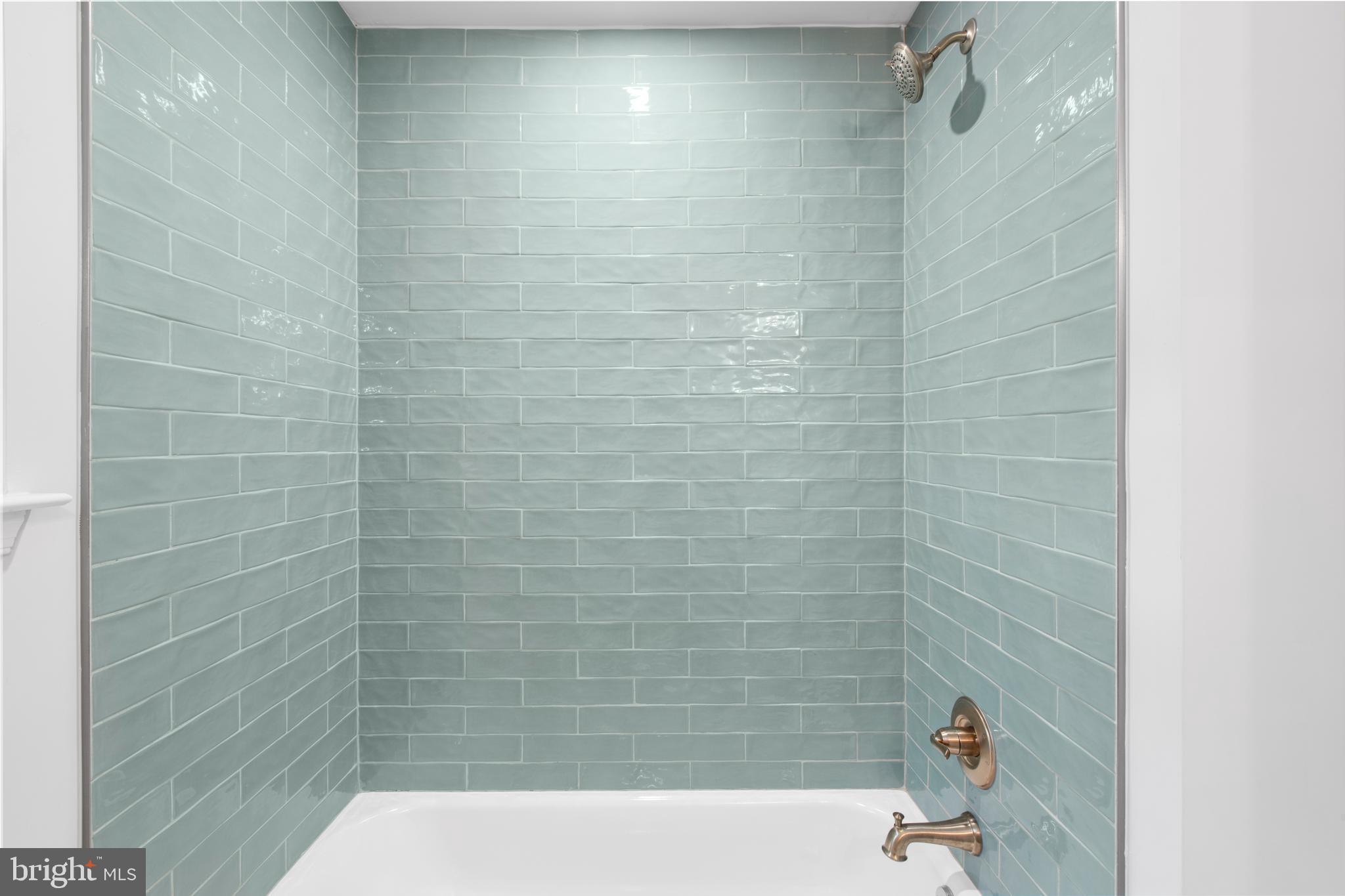 RIVIERA BEACH - Residential Lease