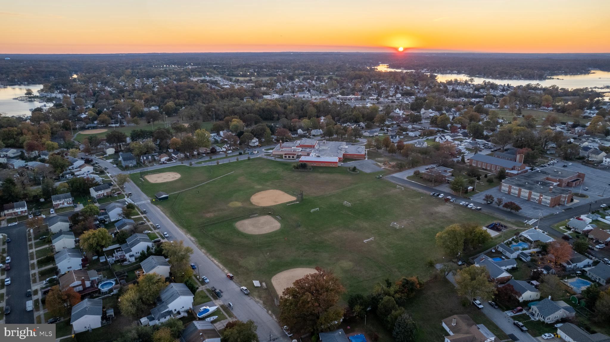 RIVIERA BEACH - Residential Lease