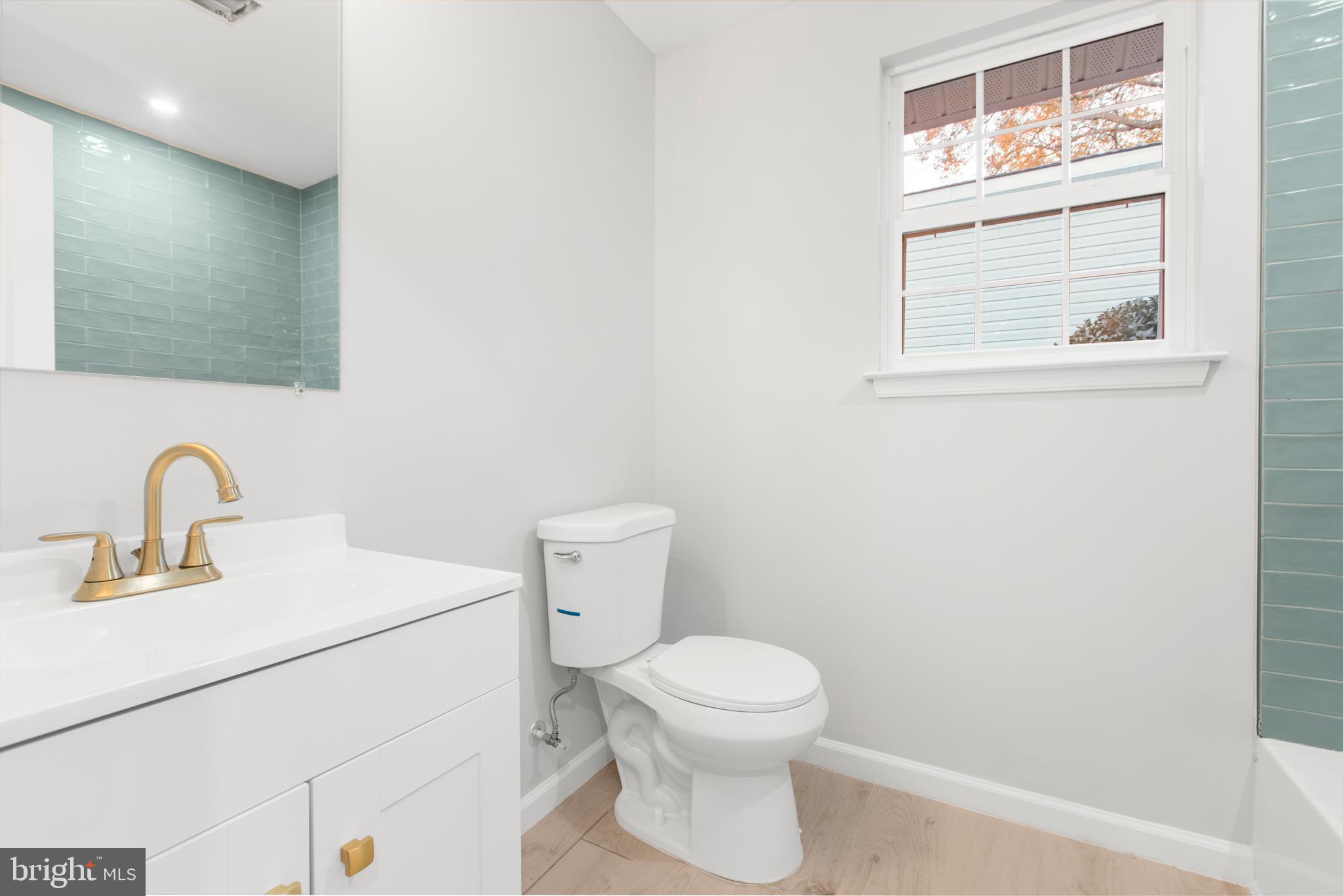 RIVIERA BEACH - Residential Lease