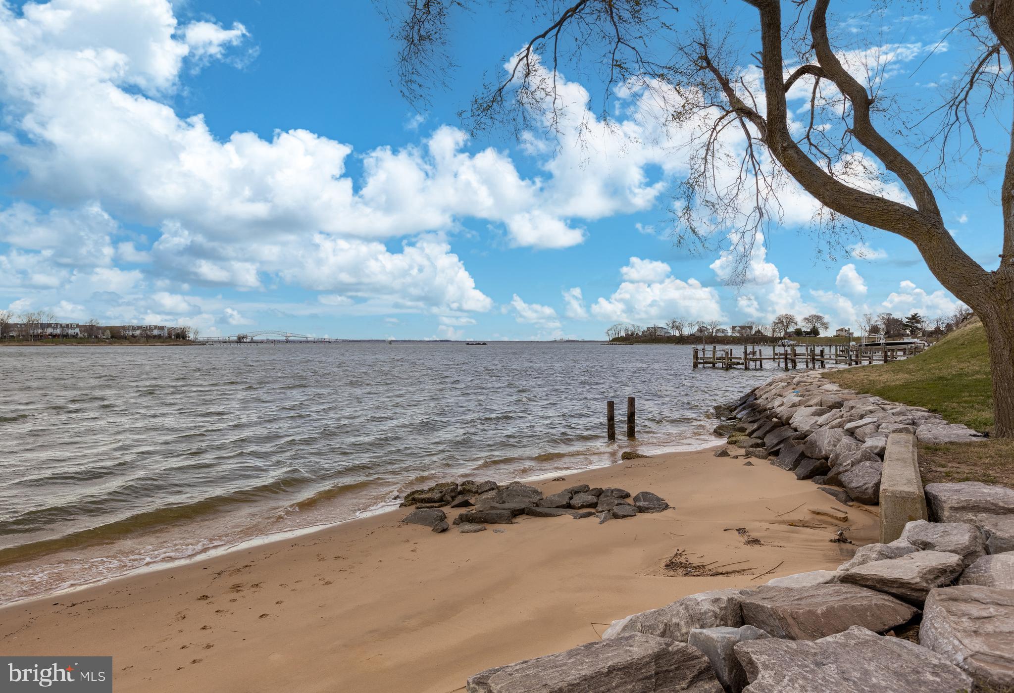 RIVIERA BEACH - Residential Lease